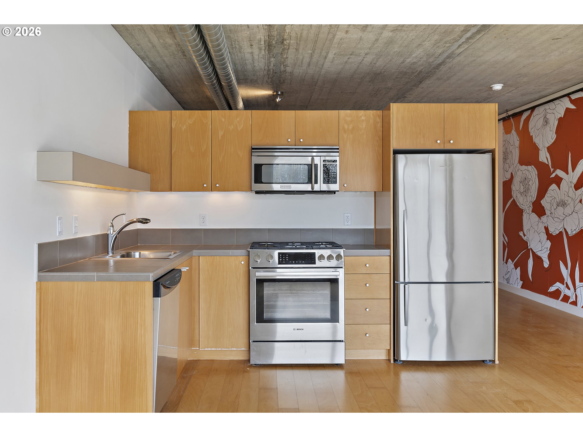 Photo #10: 411390410 Listing: Photo #10