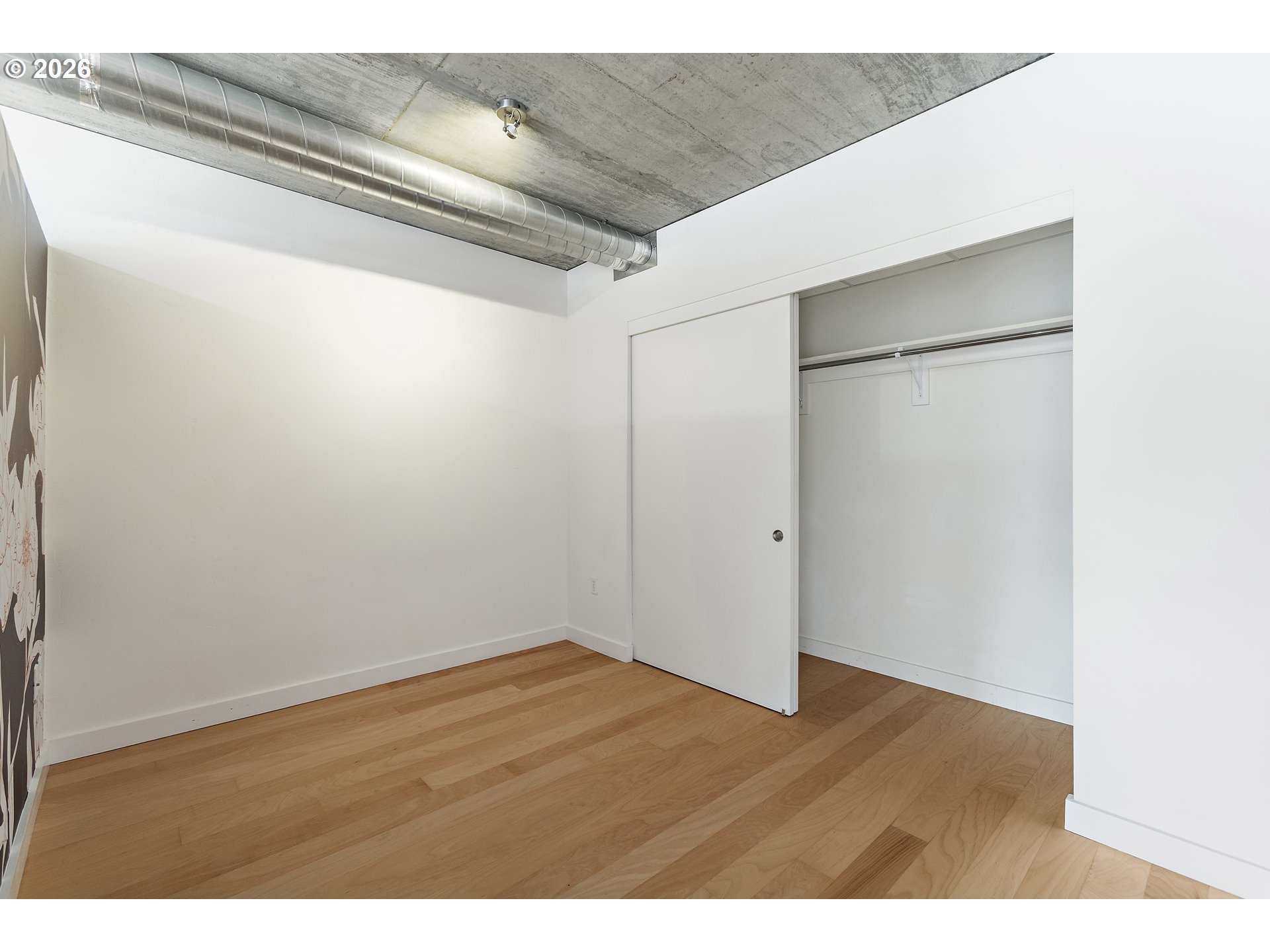 Photo #14: 411390410 Listing: Photo #14