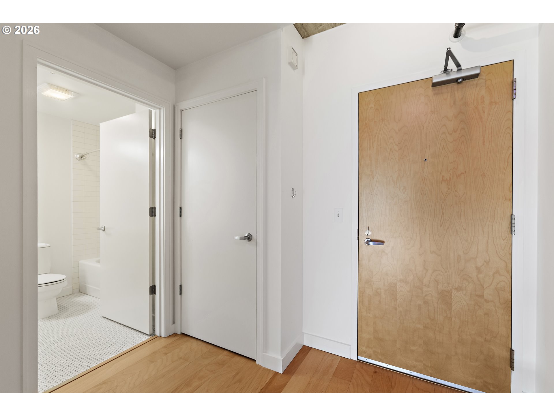 Photo #17: 411390410 Listing: Photo #17