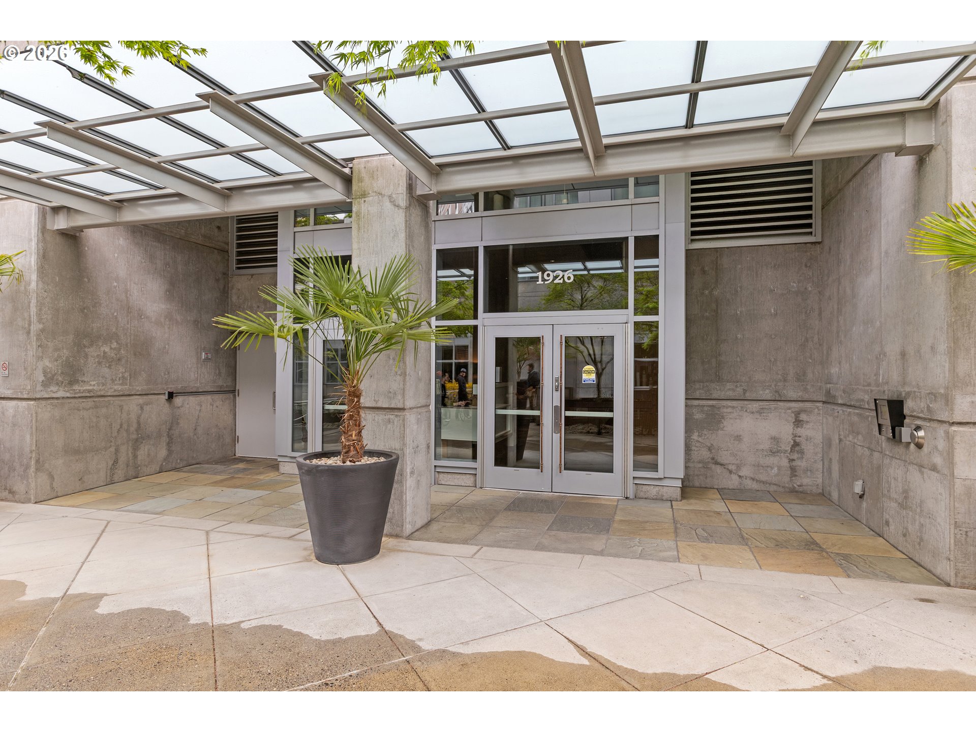 Photo #1: 411390410 Listing: Photo #1