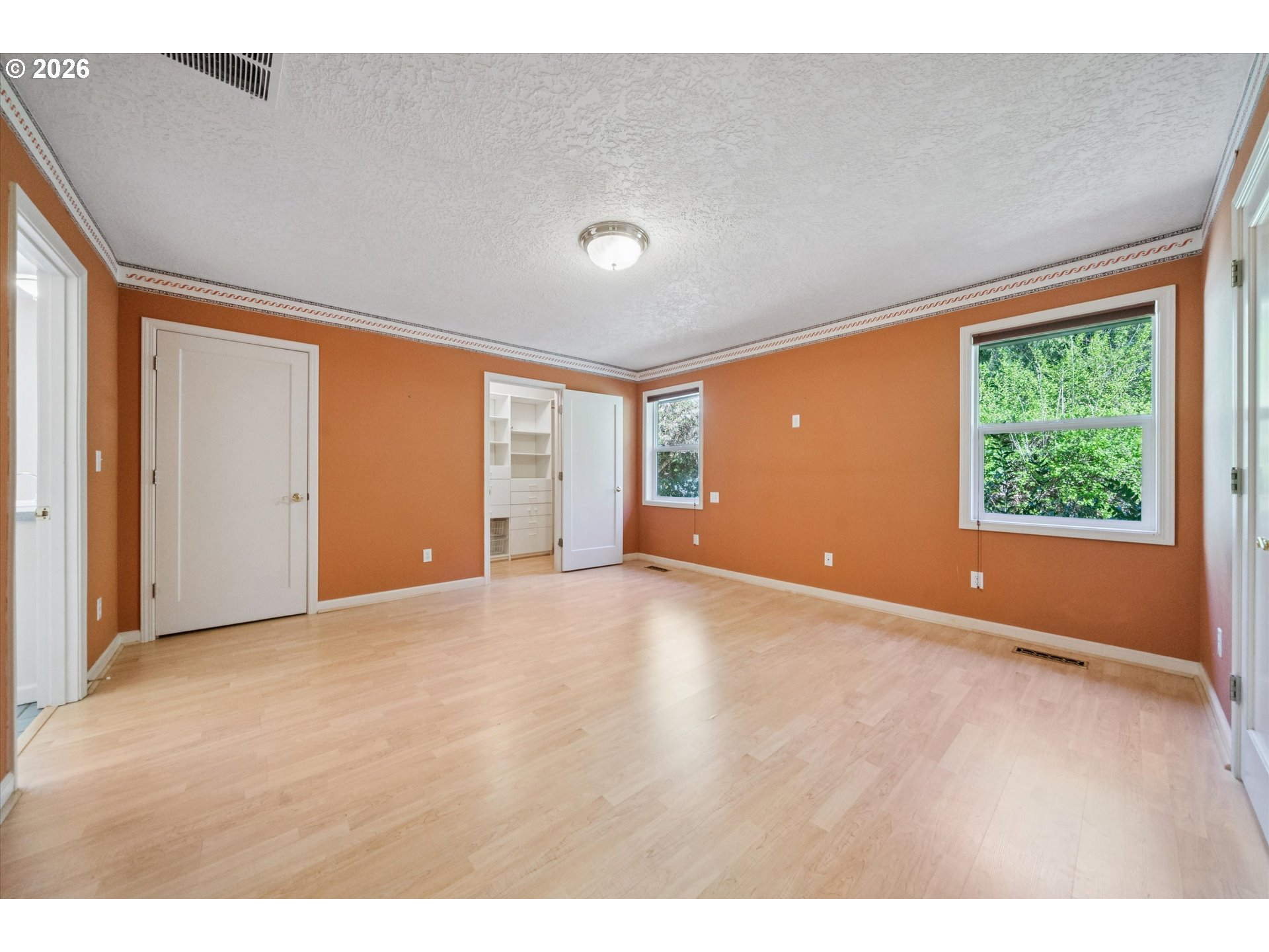 38101 SE HAUGLUM RD, Sandy, OR, 97055