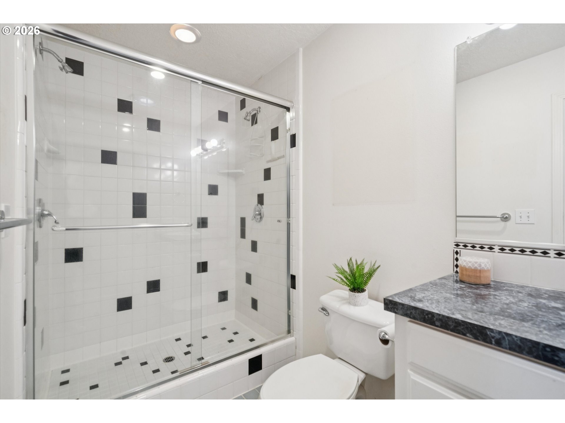 38101 SE HAUGLUM RD, Sandy, OR, 97055
