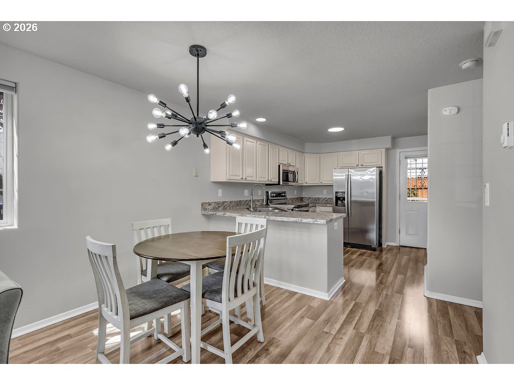 Photo #9: 411686697 Listing: Photo #9