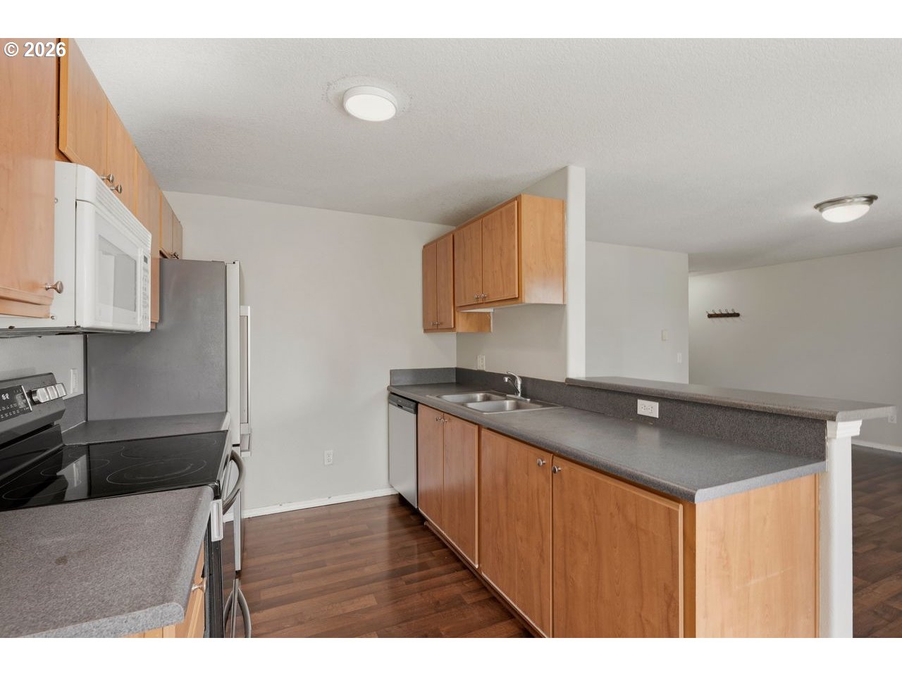 Photo #14: 412337097 Listing: Photo #14