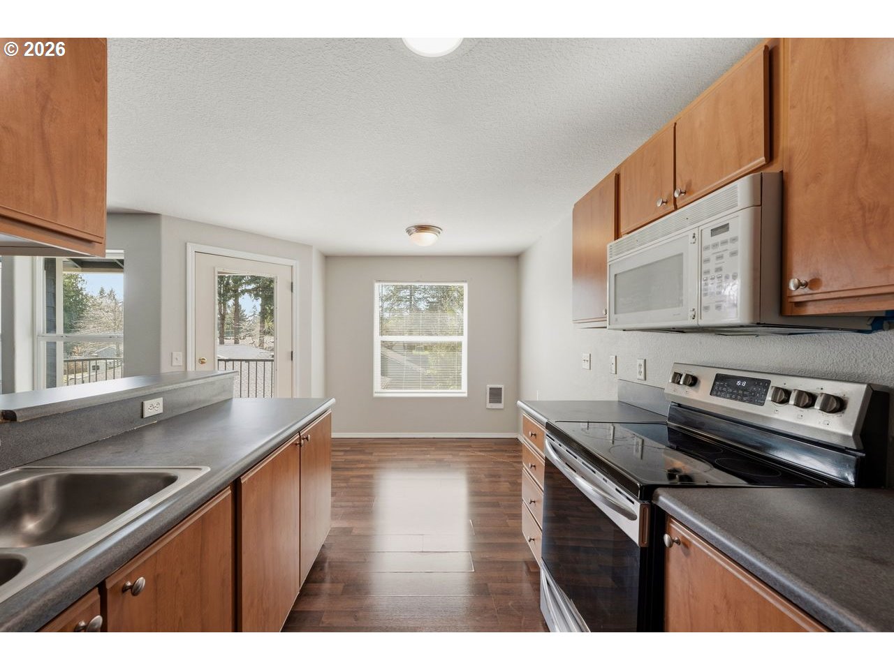 Photo #17: 412337097 Listing: Photo #17