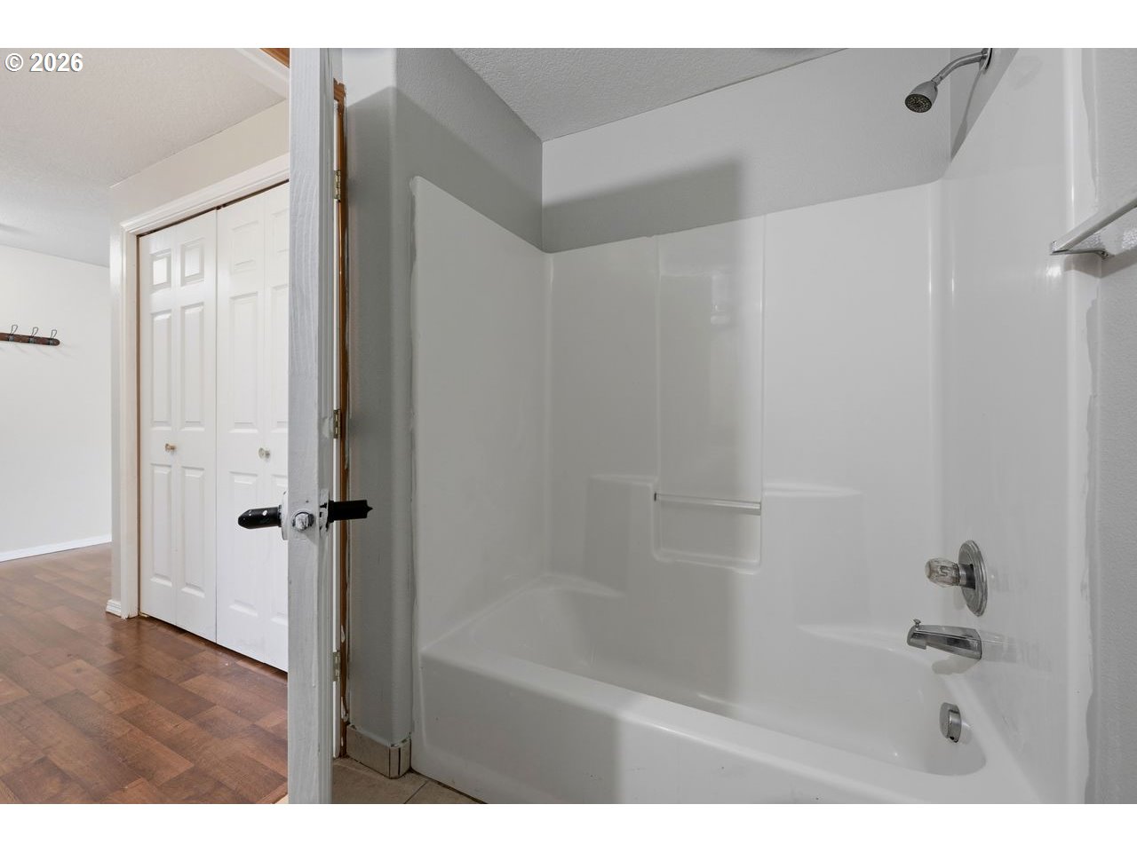 Photo #26: 412337097 Listing: Photo #26