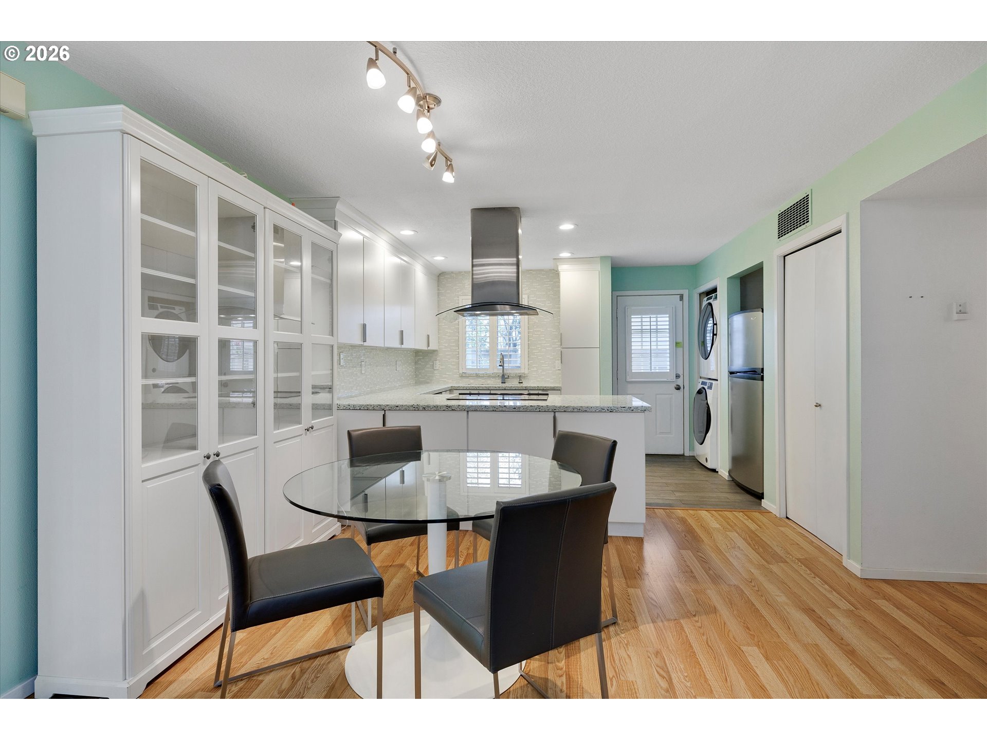 Photo #18: 412876040 Listing: Photo #18