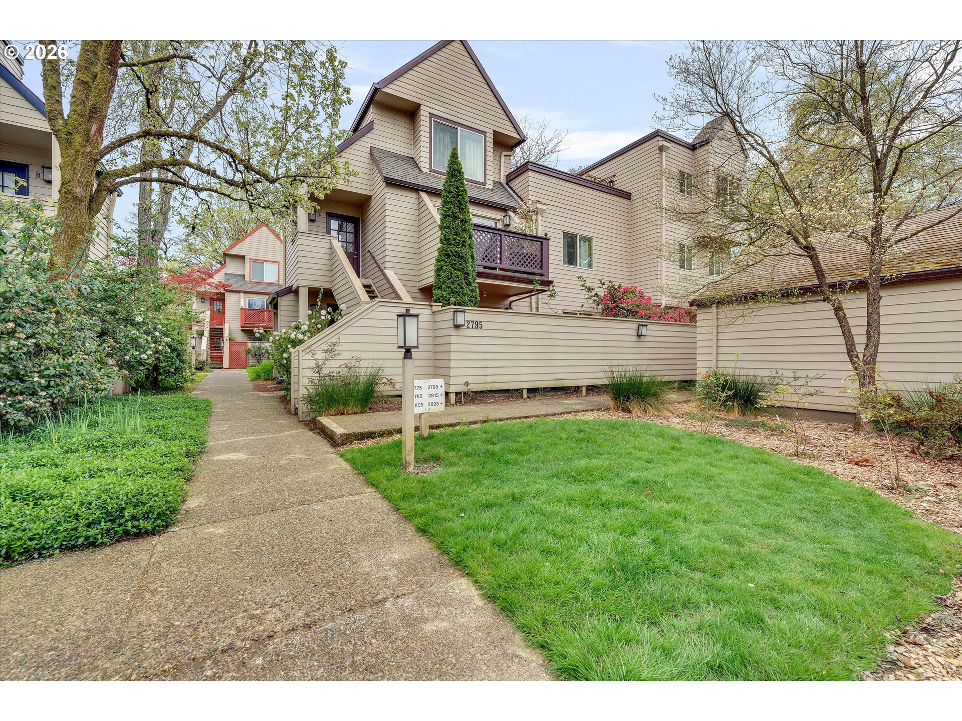 Photo #8: 412876040 Listing: Photo #8