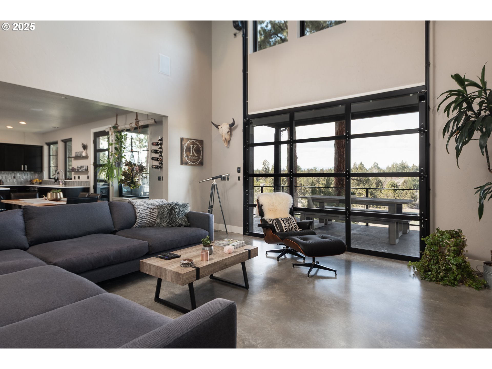 21060 KNOTT RD, Bend, OR, 97702