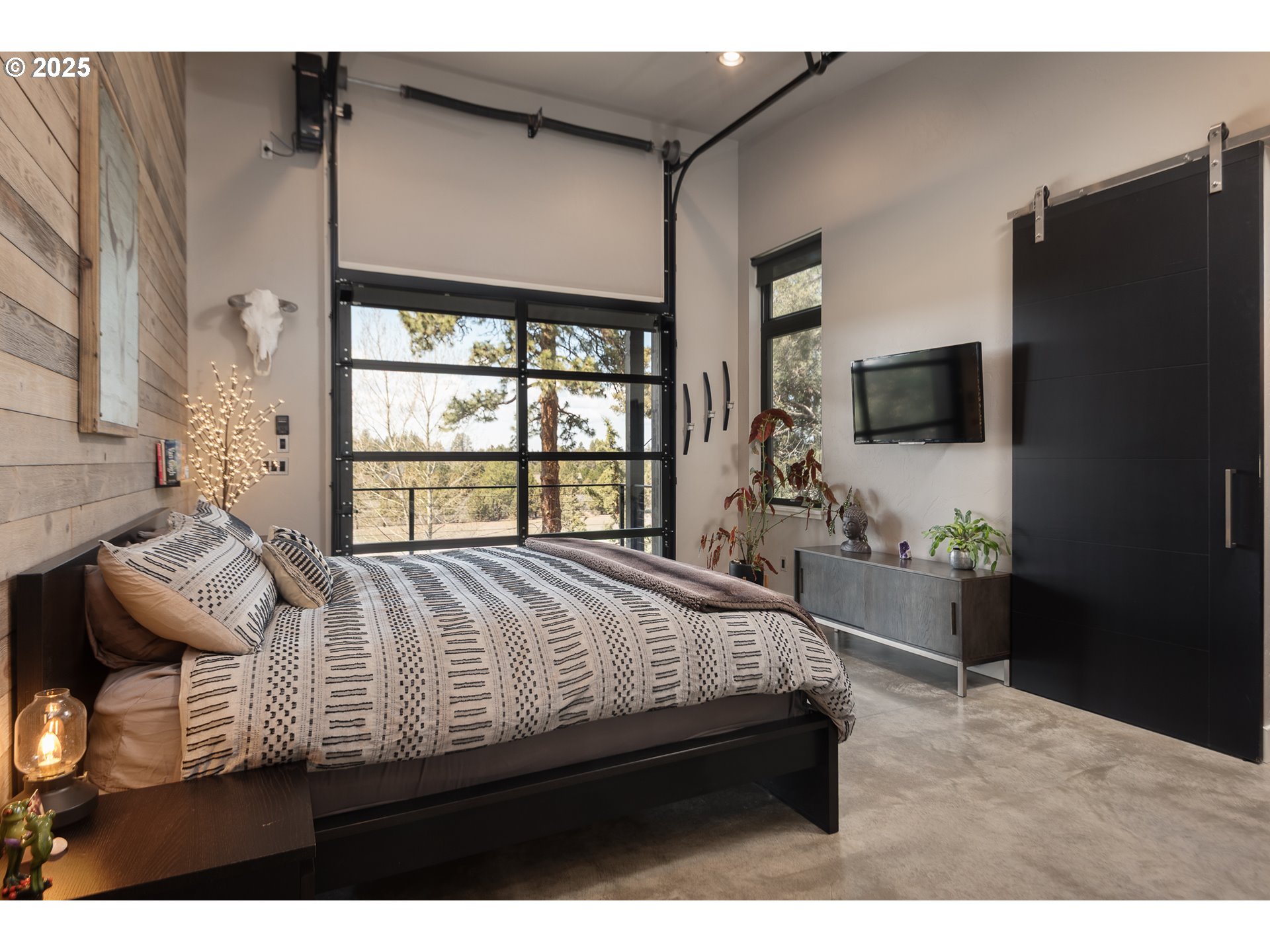 21060 KNOTT RD, Bend, OR, 97702