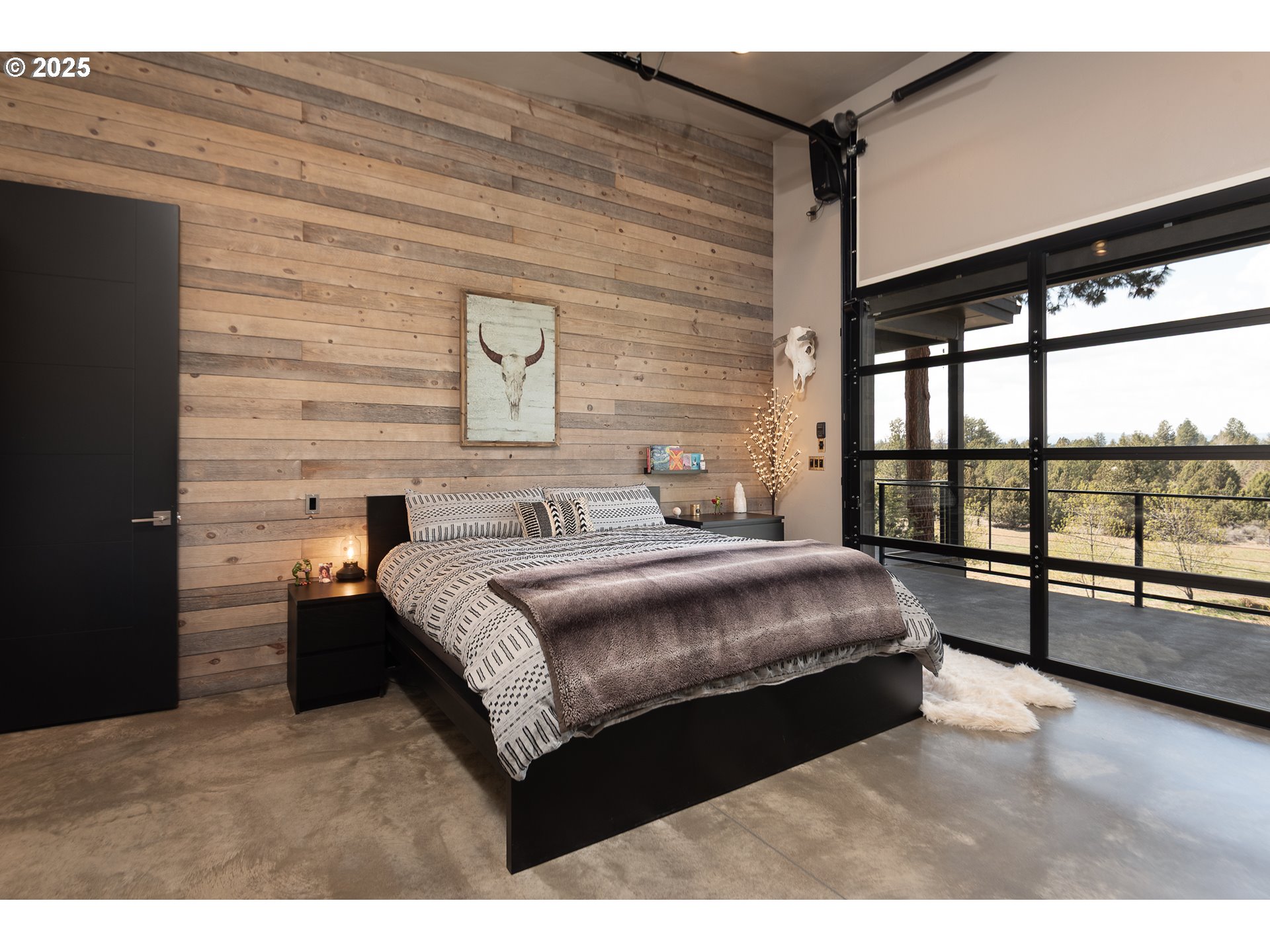 21060 KNOTT RD, Bend, OR, 97702