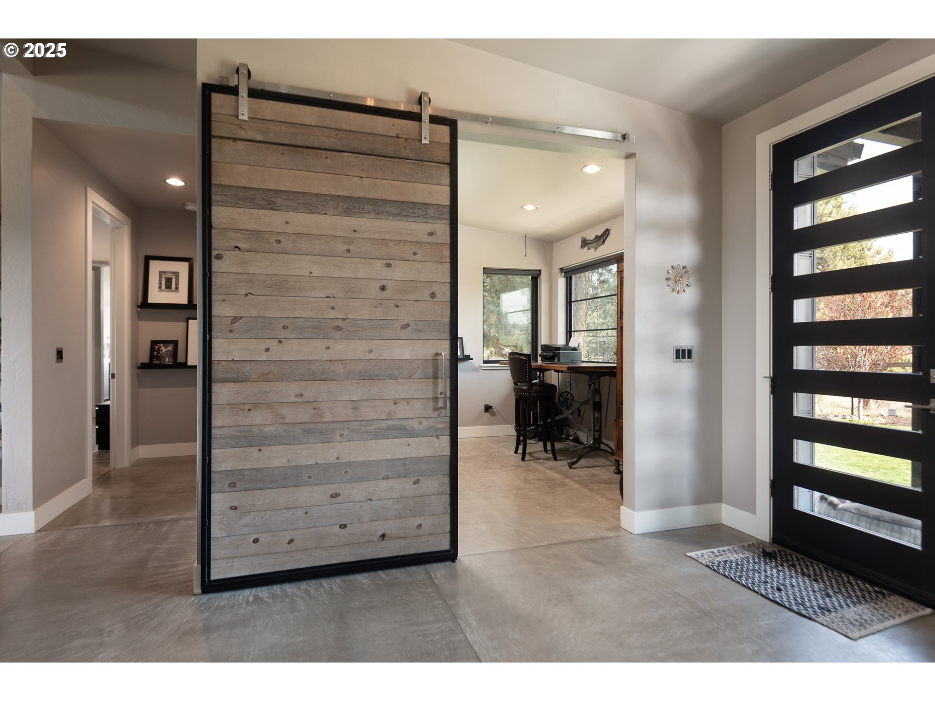 21060 KNOTT RD, Bend, OR, 97702