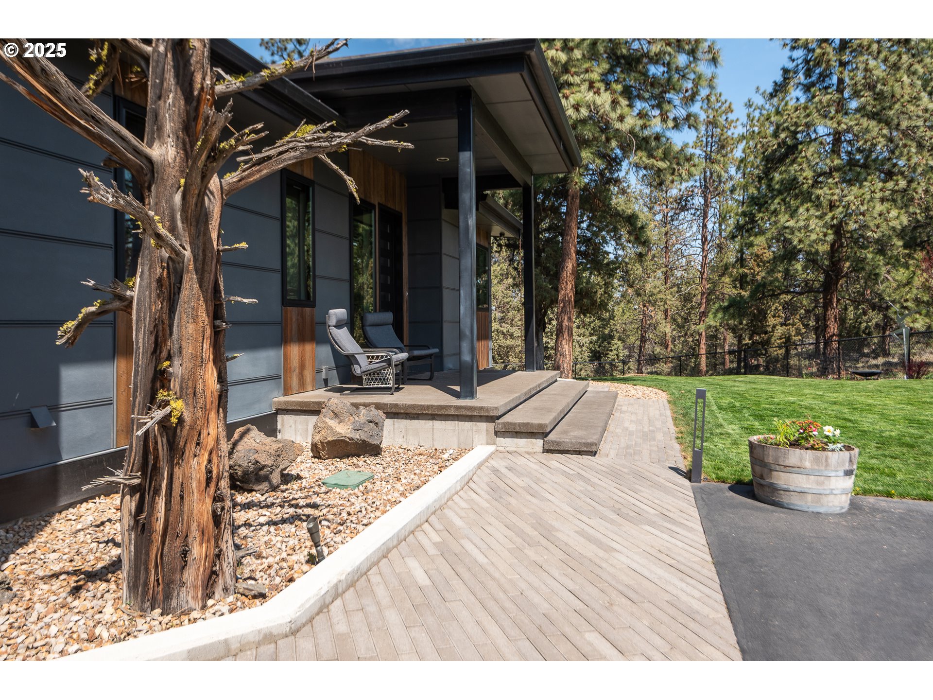 21060 KNOTT RD, Bend, OR, 97702