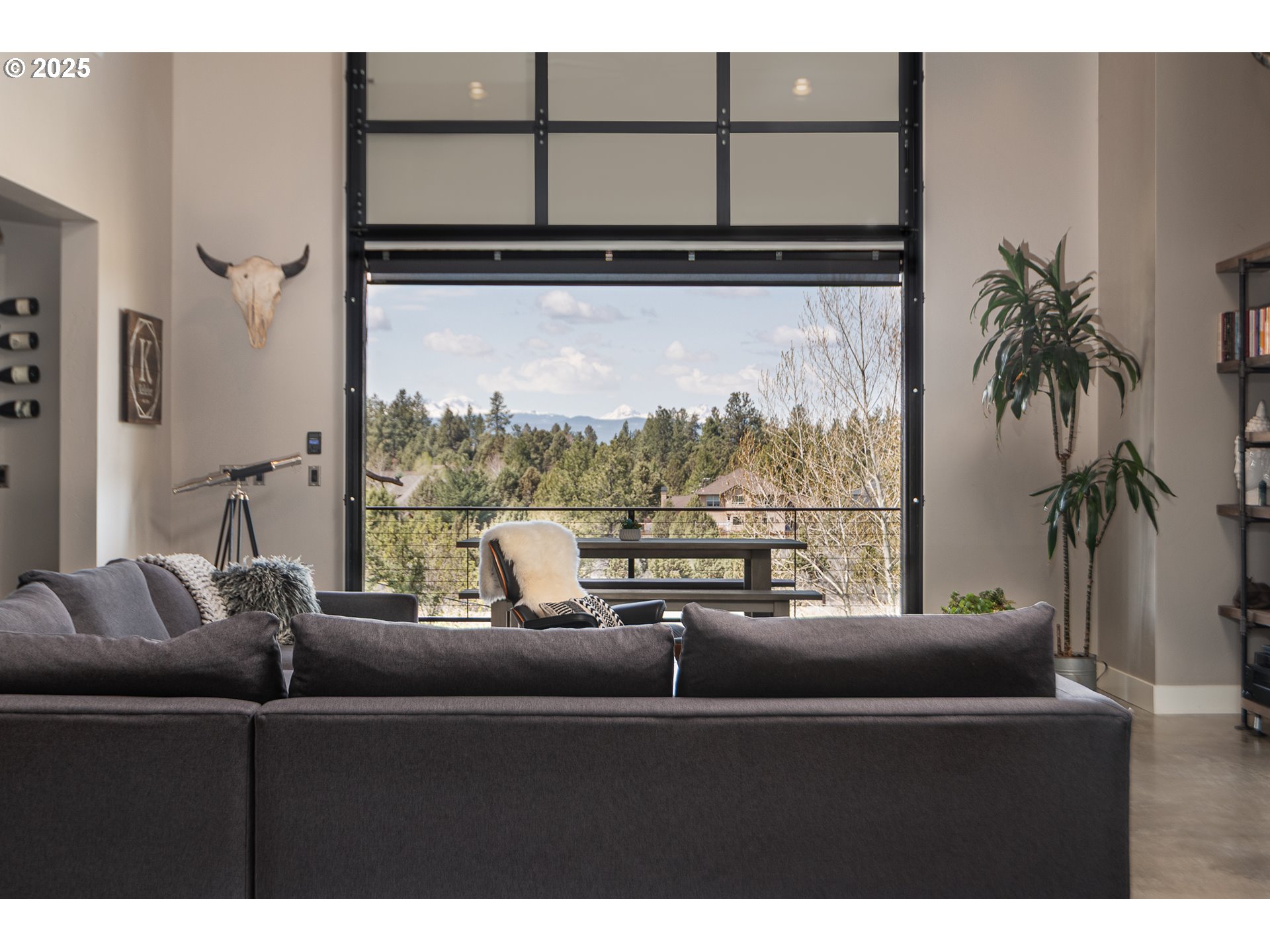 21060 KNOTT RD, Bend, OR, 97702