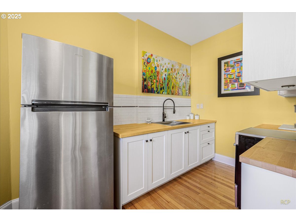 Photo #6: 413171928 Listing 