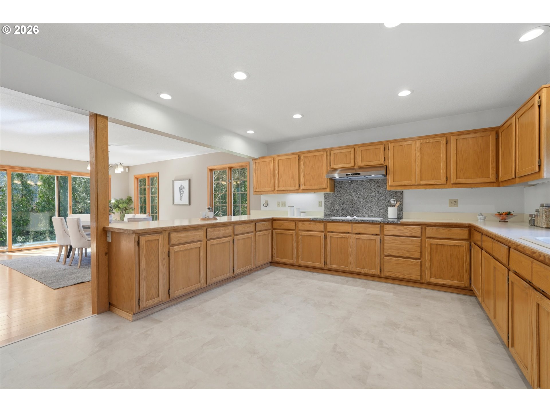 7025 SW WINDEMERE LOOP, Portland, OR, 97225