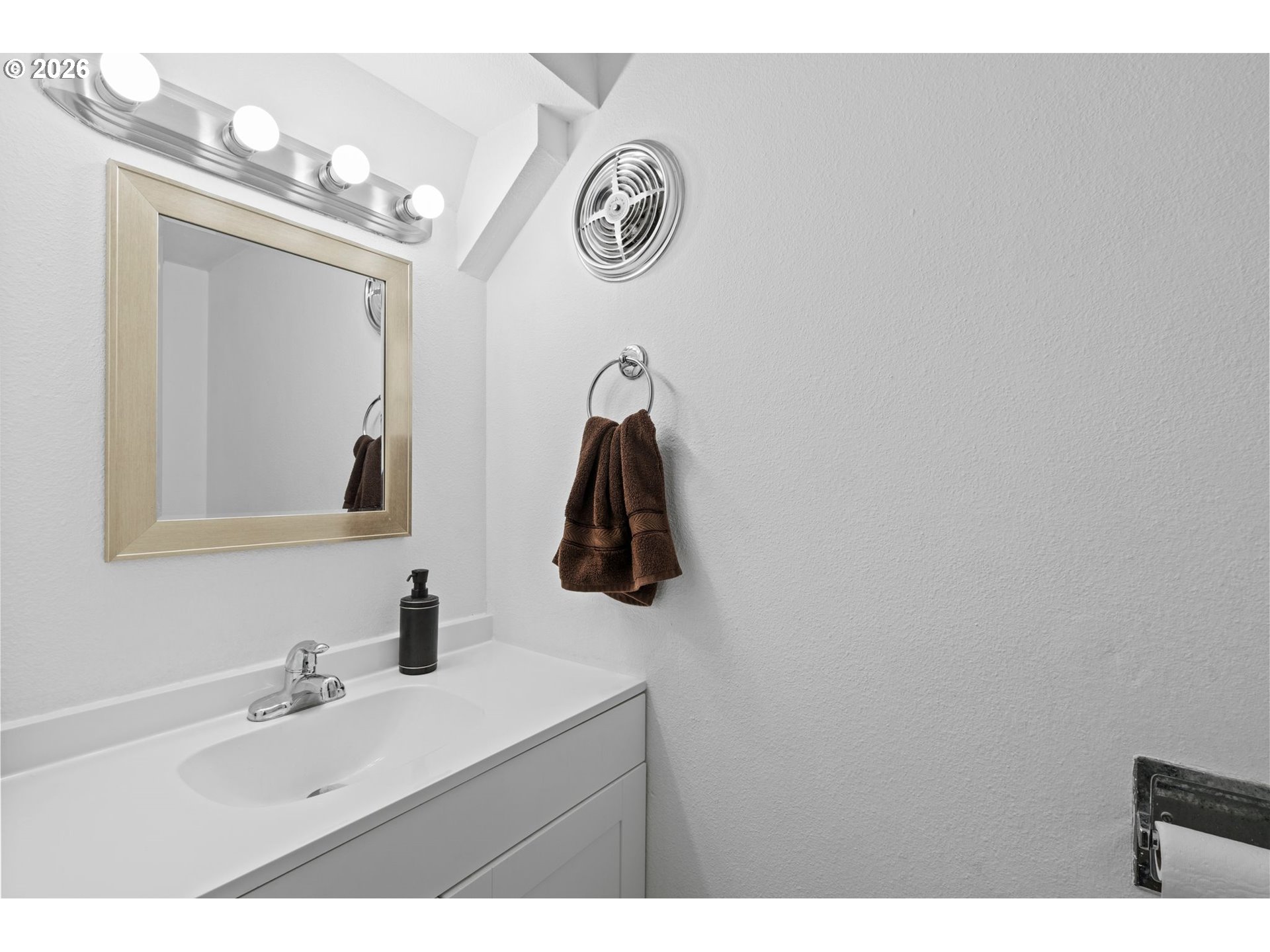 Photo #12: 413695754 Listing: Photo #12