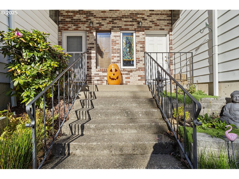 Photo #2: 414801208 Listing 