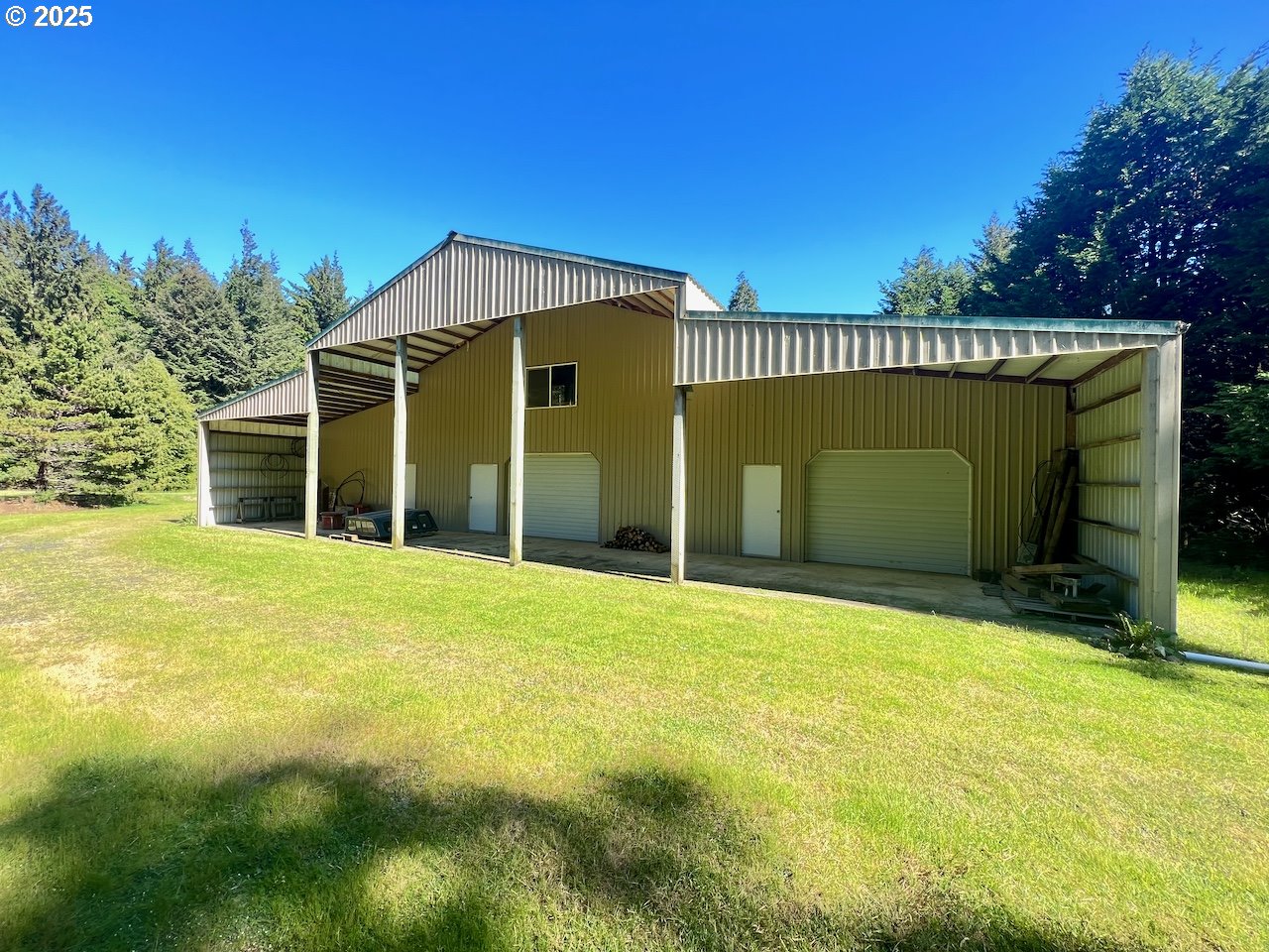42836 HENSLEY HILL RD, Port Orford, OR, 97465