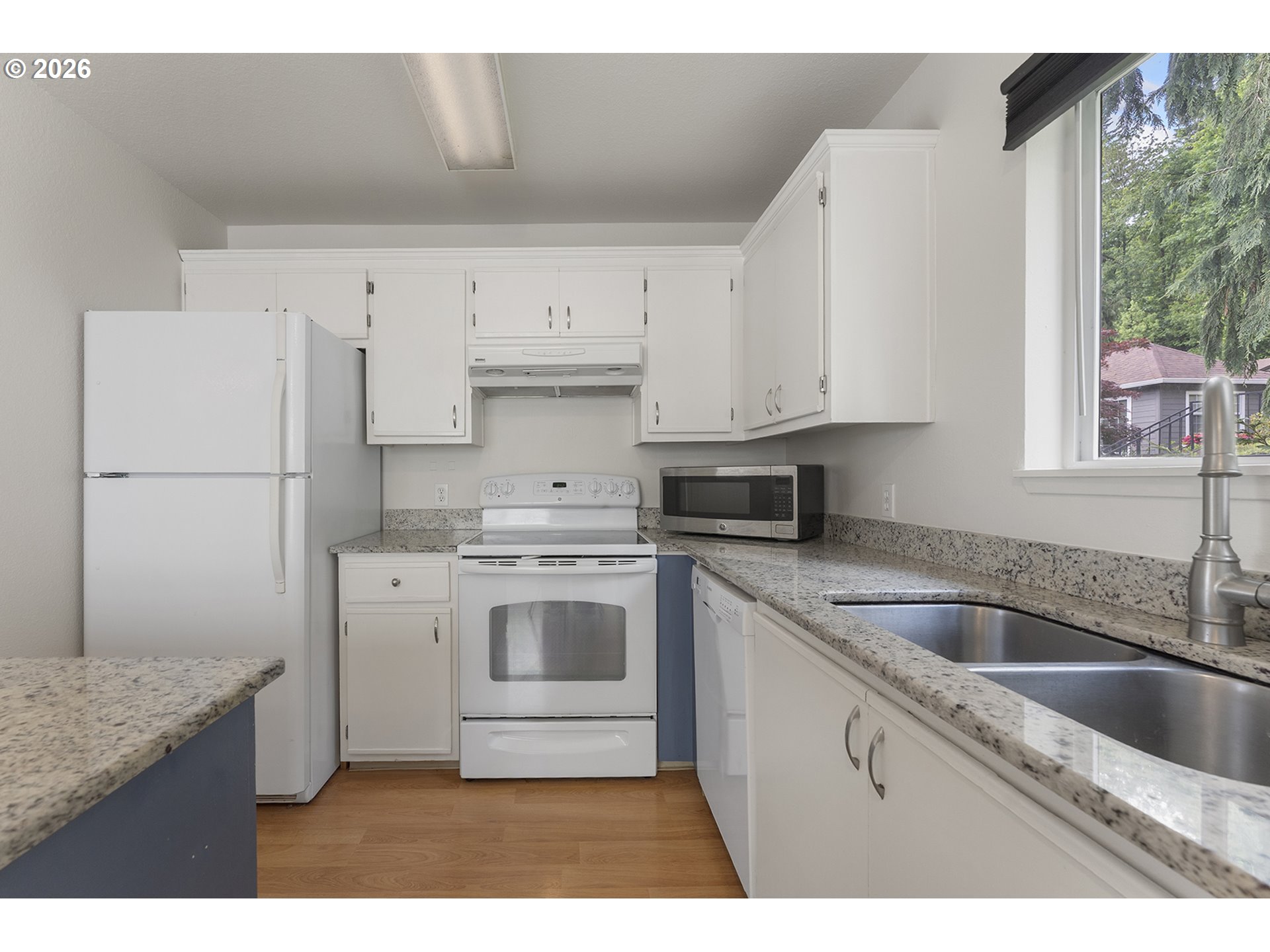 Photo #26: 414920186 Listing: Photo #26