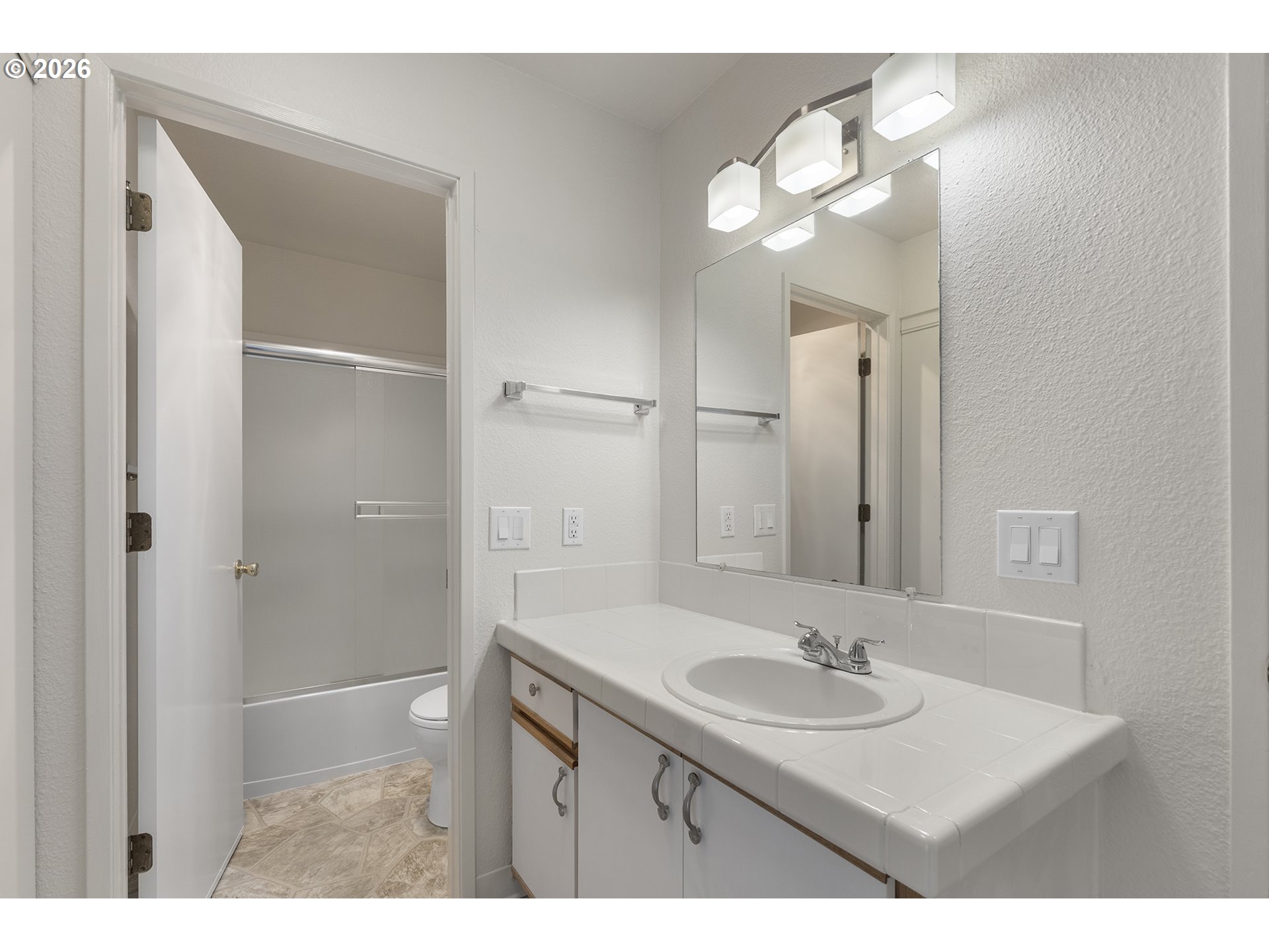 Photo #35: 414920186 Listing: Photo #35