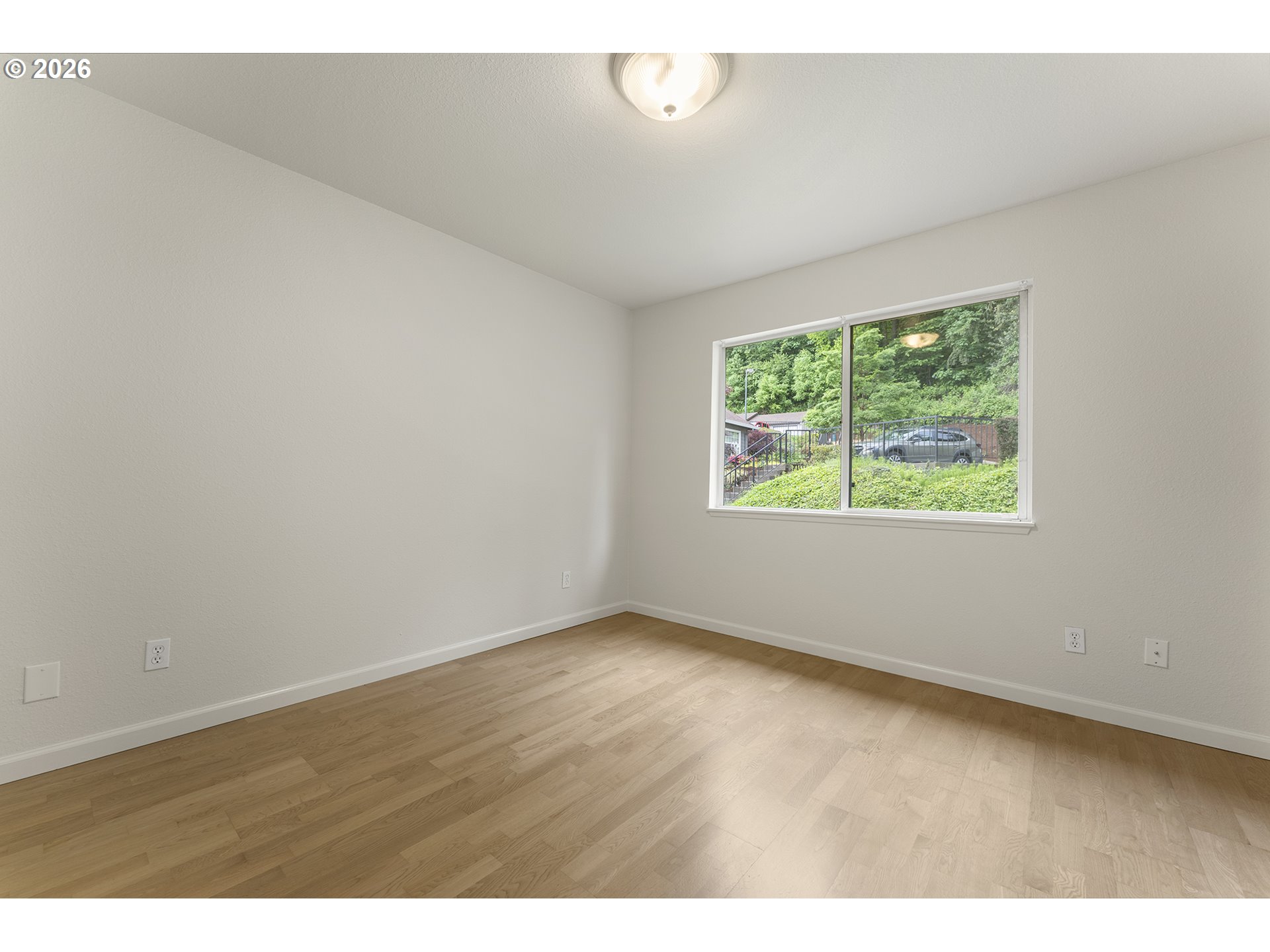 Photo #5: 414920186 Listing: Photo #5