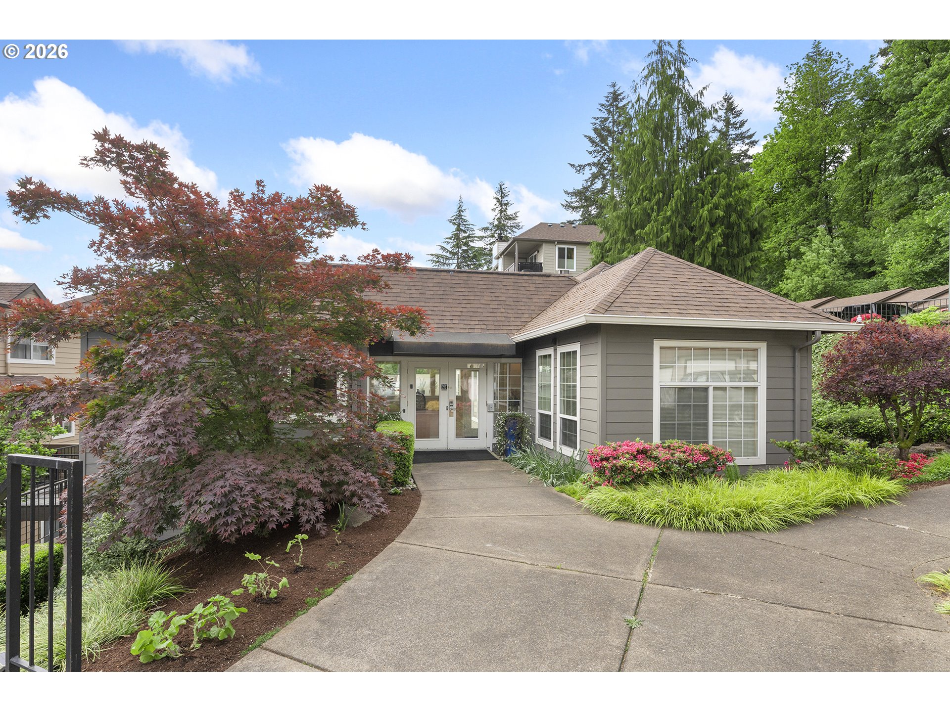Photo #8: 414920186 Listing: Photo #8