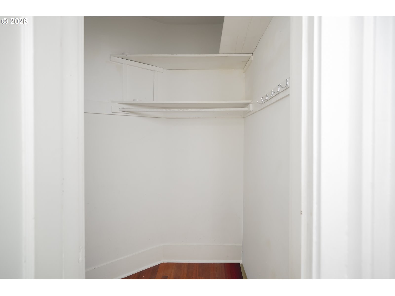 Photo #23: 415045693 Listing: Photo #23