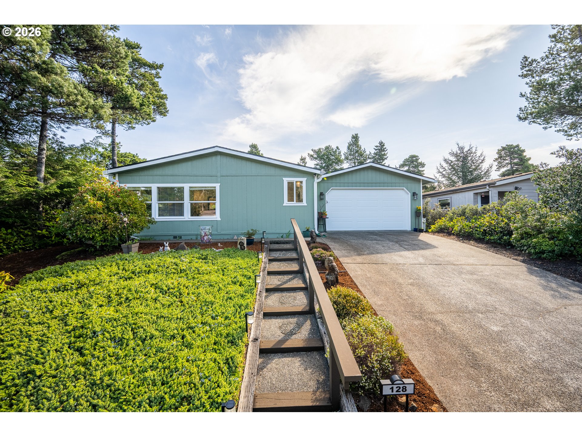 2488 NORTHAMPTON, Eugene, OR, 97404