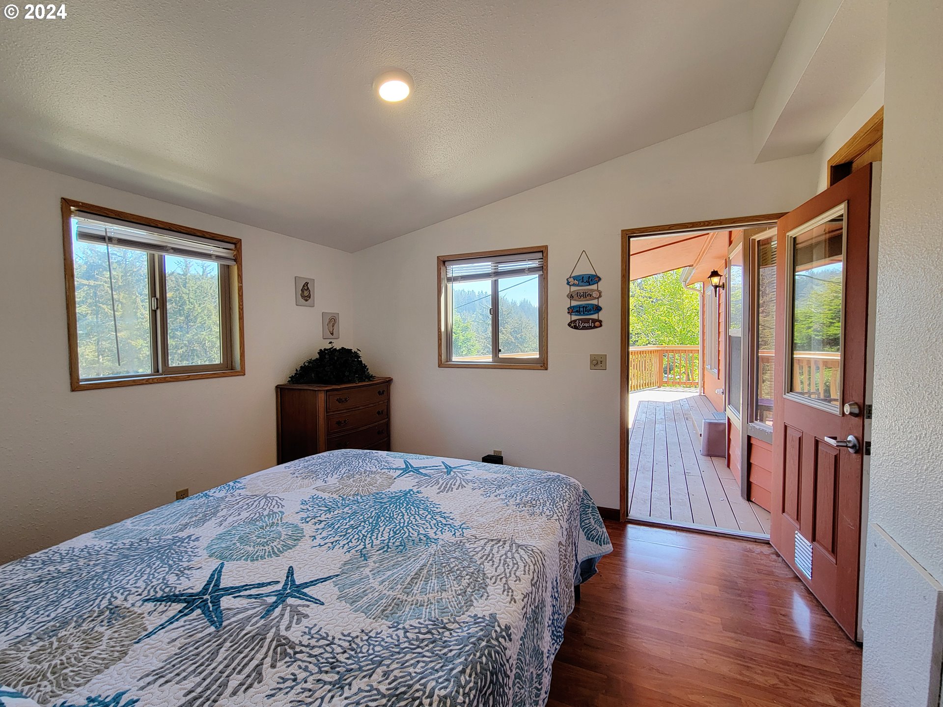 19921 WHALESHEAD RD UNIT M1, Brookings, OR, 97415