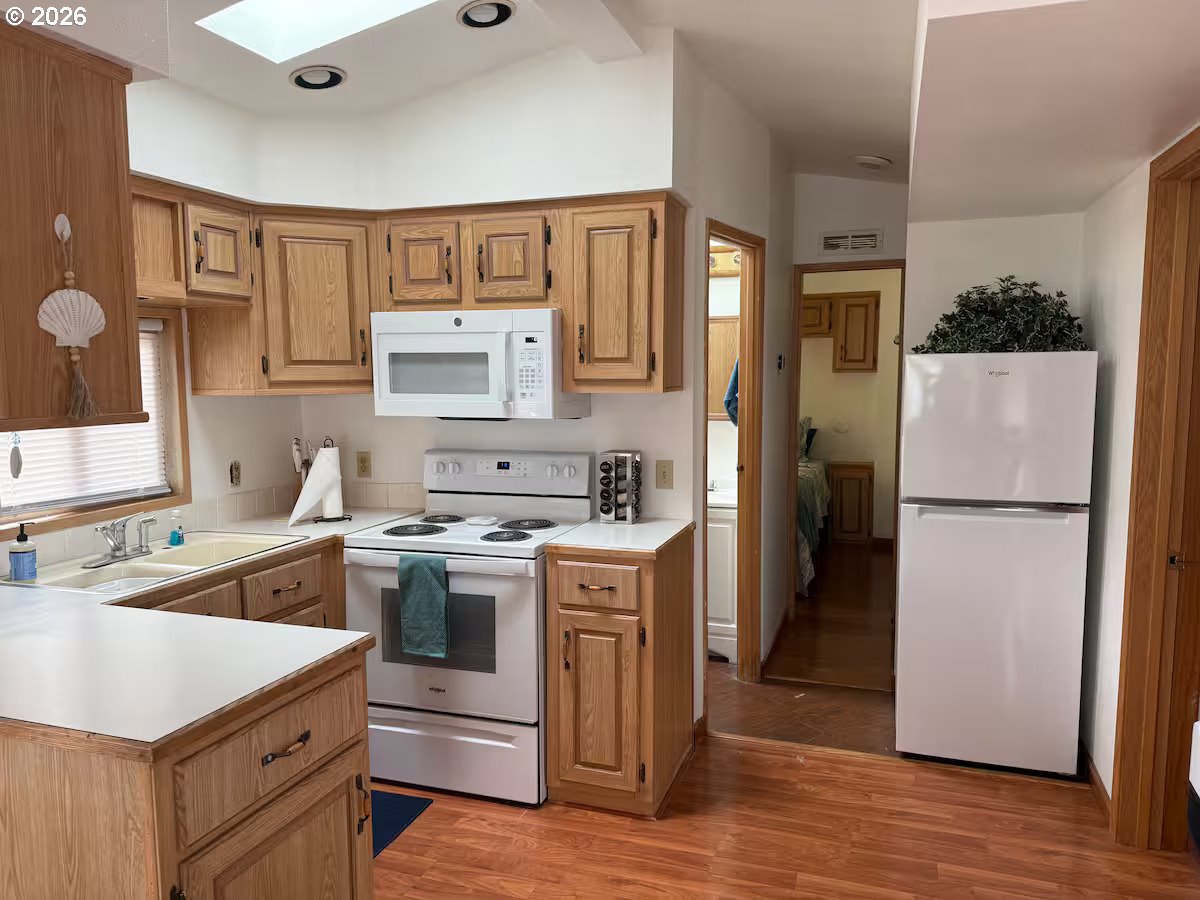 19921 WHALESHEAD RD UNIT M1, Brookings, OR, 97415