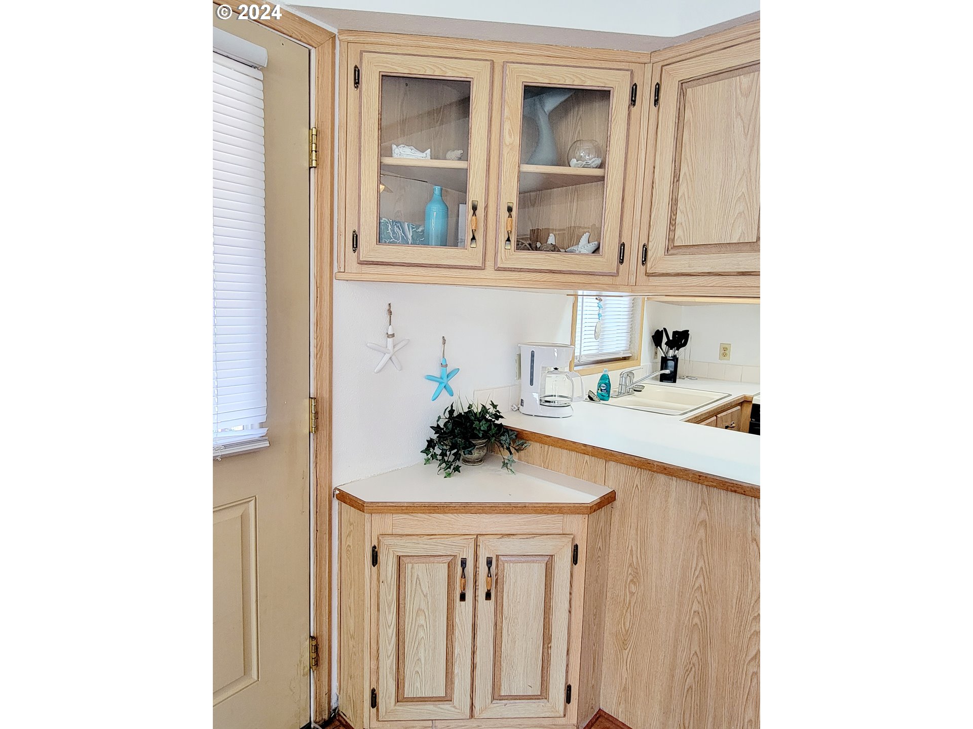 19921 WHALESHEAD RD UNIT M1, Brookings, OR, 97415