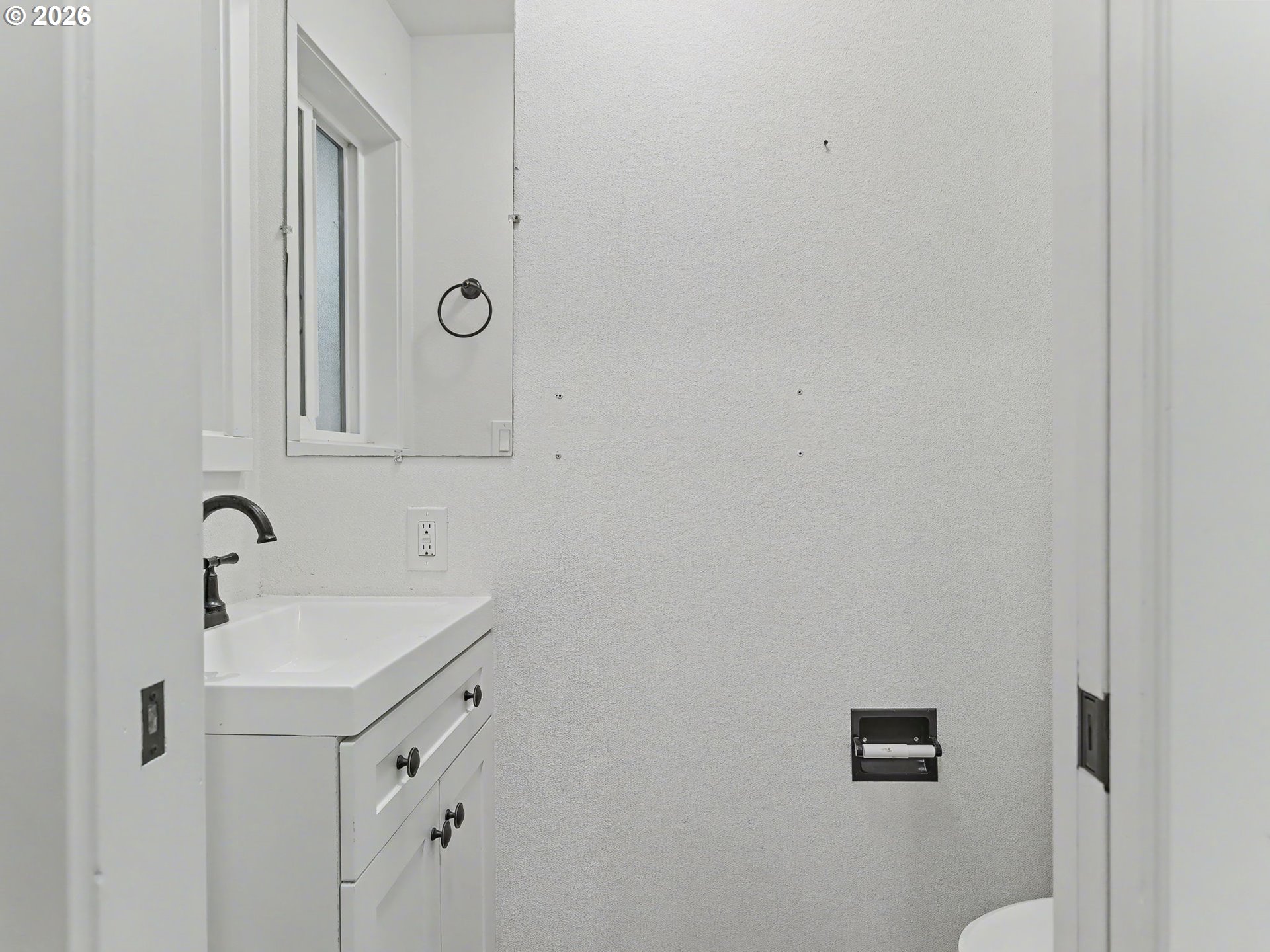 Photo #9: 416002145 Listing: Photo #9