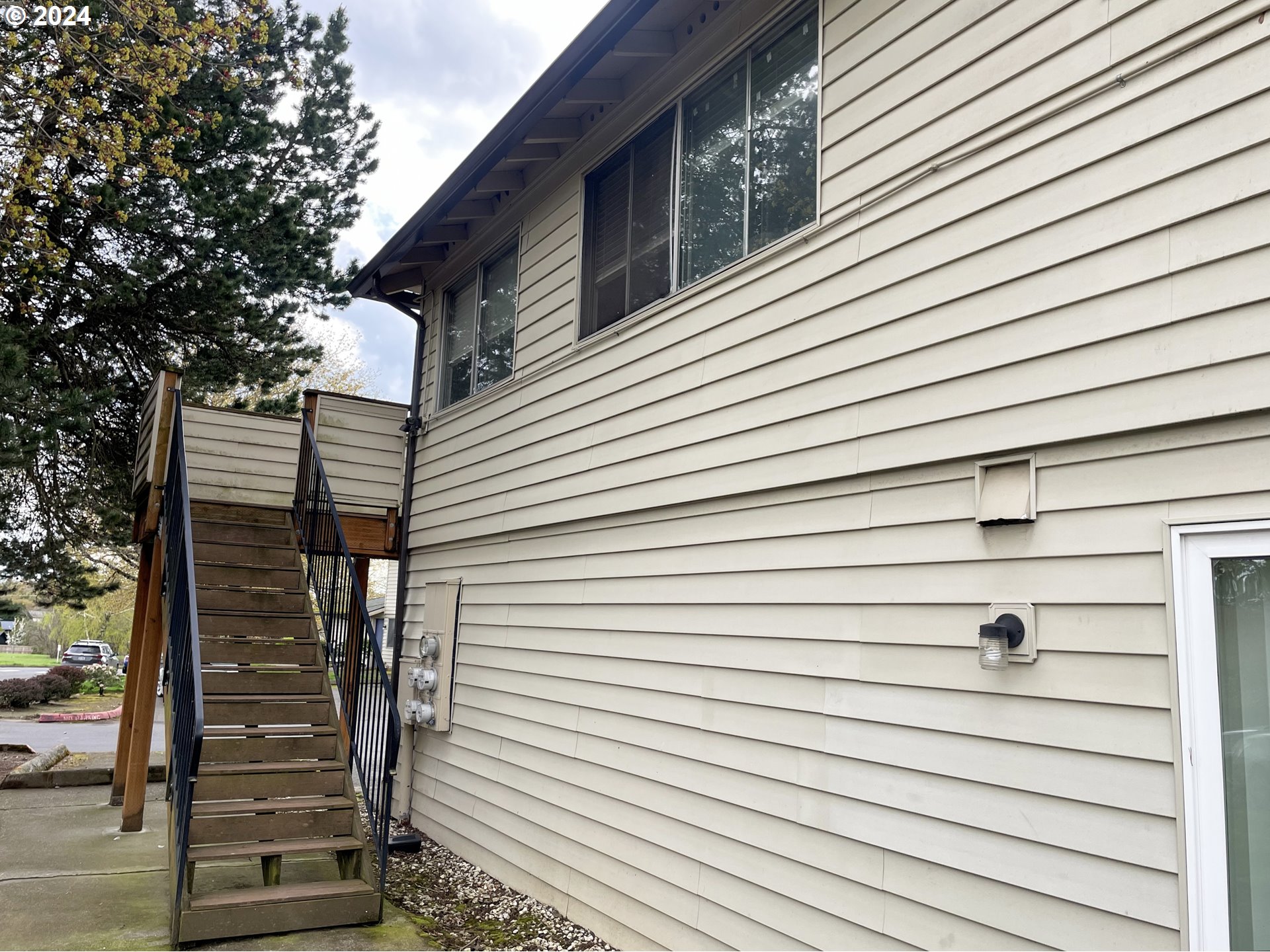 Photo #5: 416437986 Listing: Photo #5