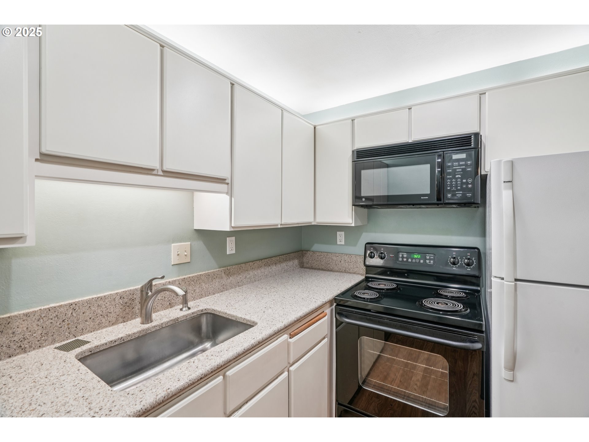 Photo #35: 416741282 Listing: Photo #35