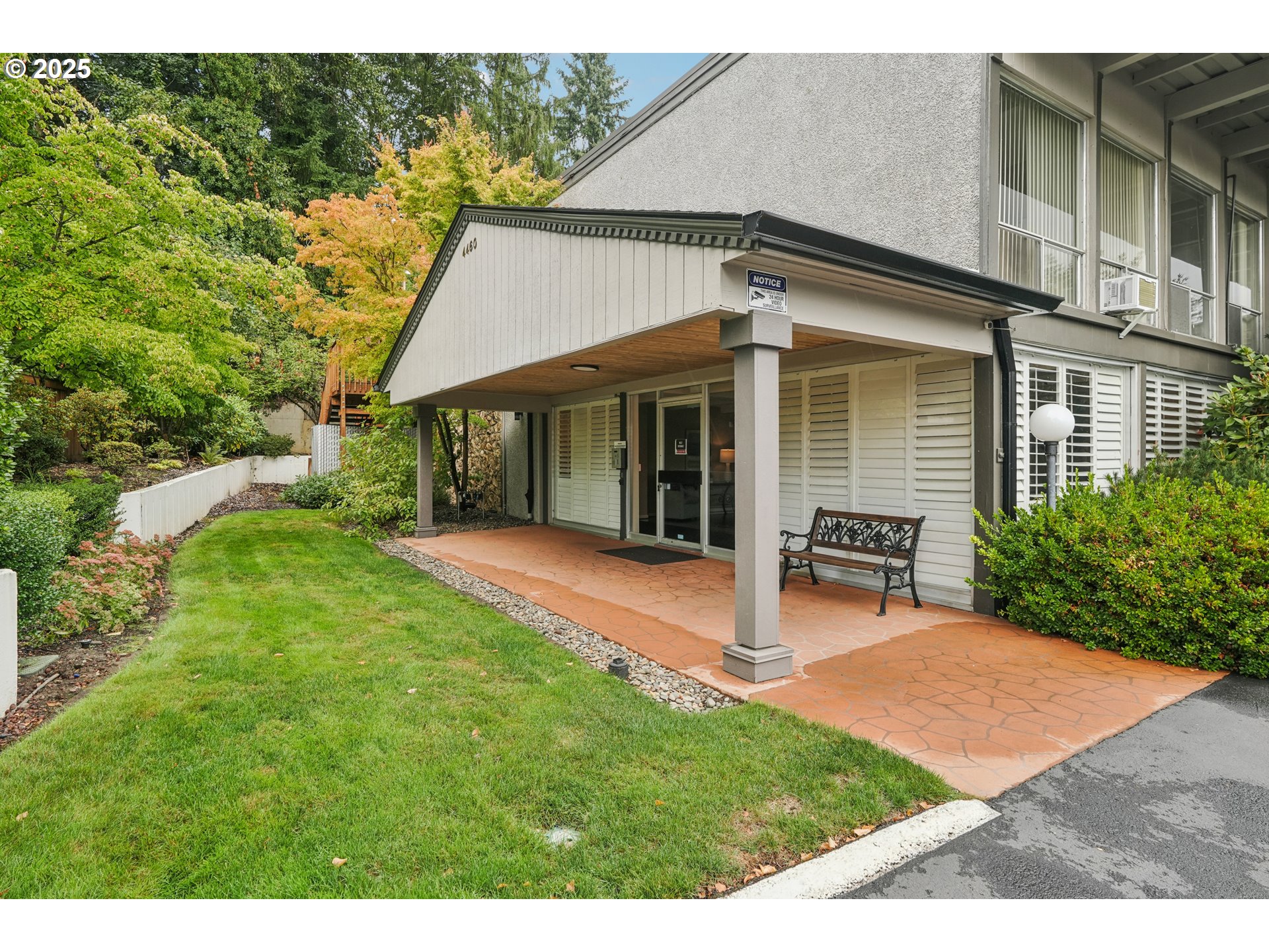 Photo #16: 416741282 Listing: Photo #16