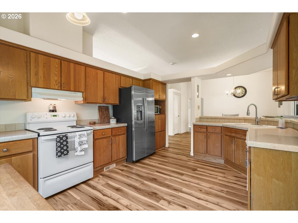 Property photo 11 of 39