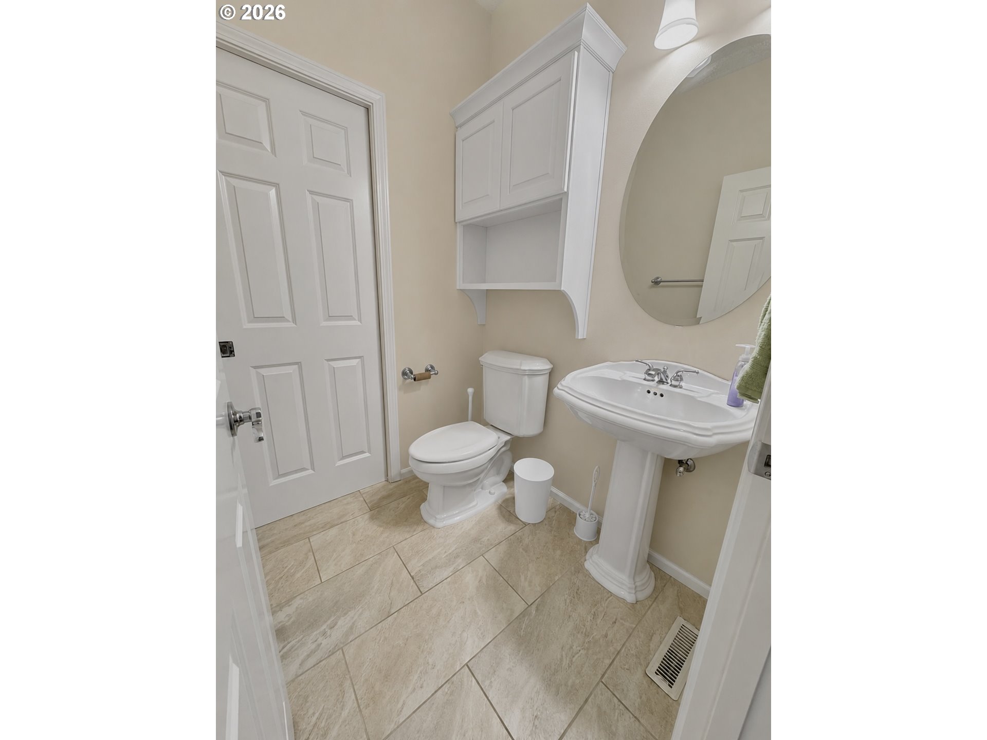 Property photo 14 of 27