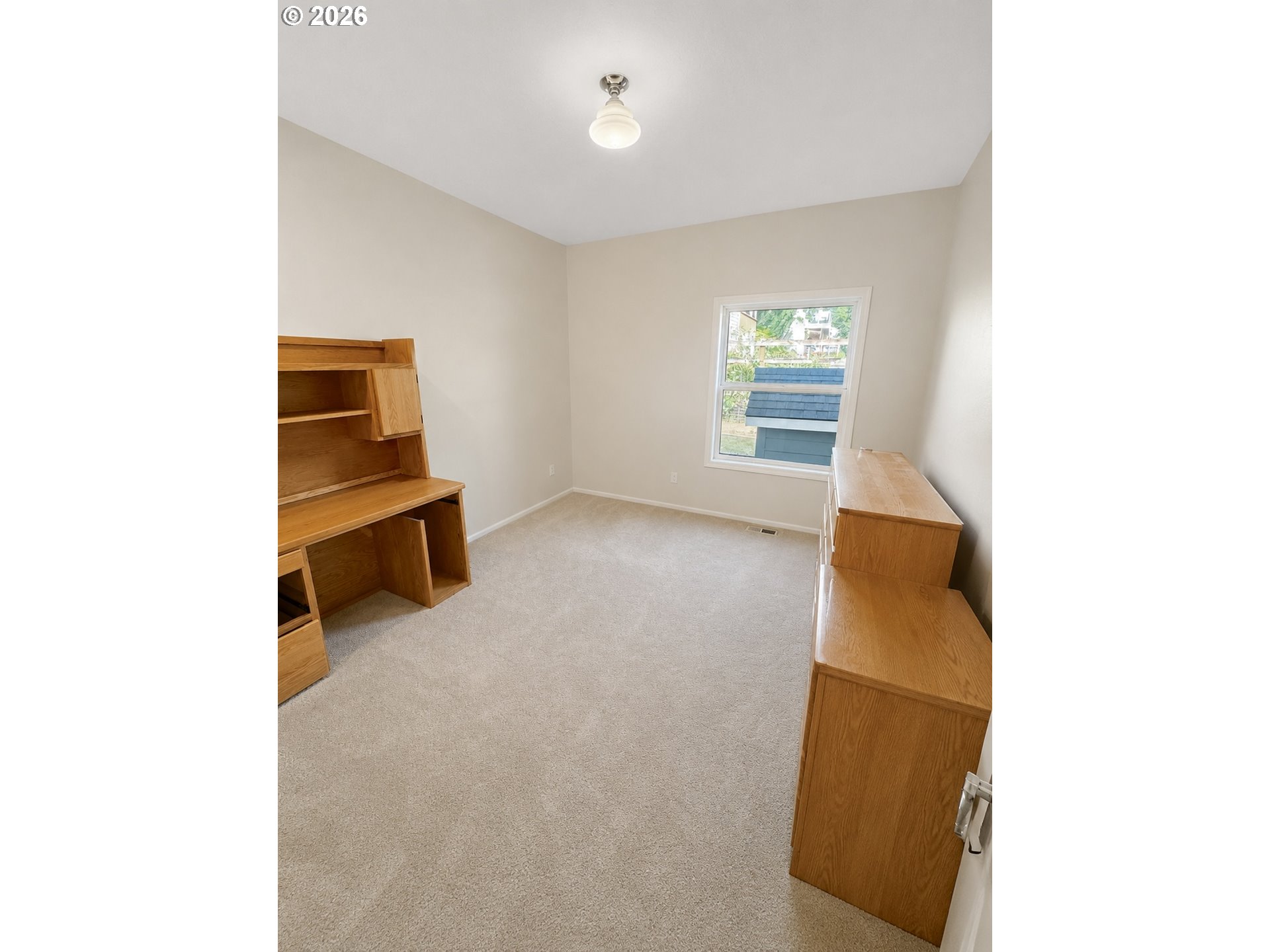 Property photo 16 of 27
