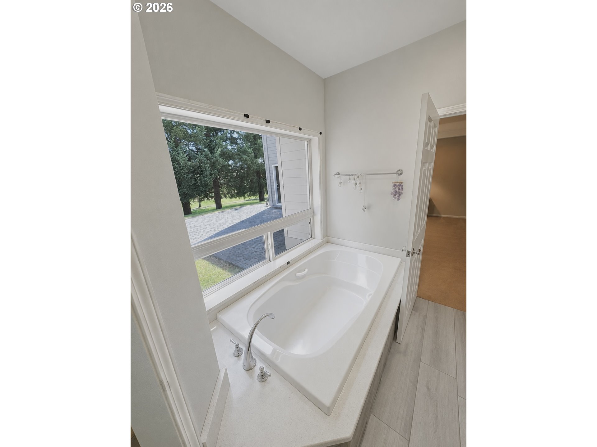 Property photo 19 of 27