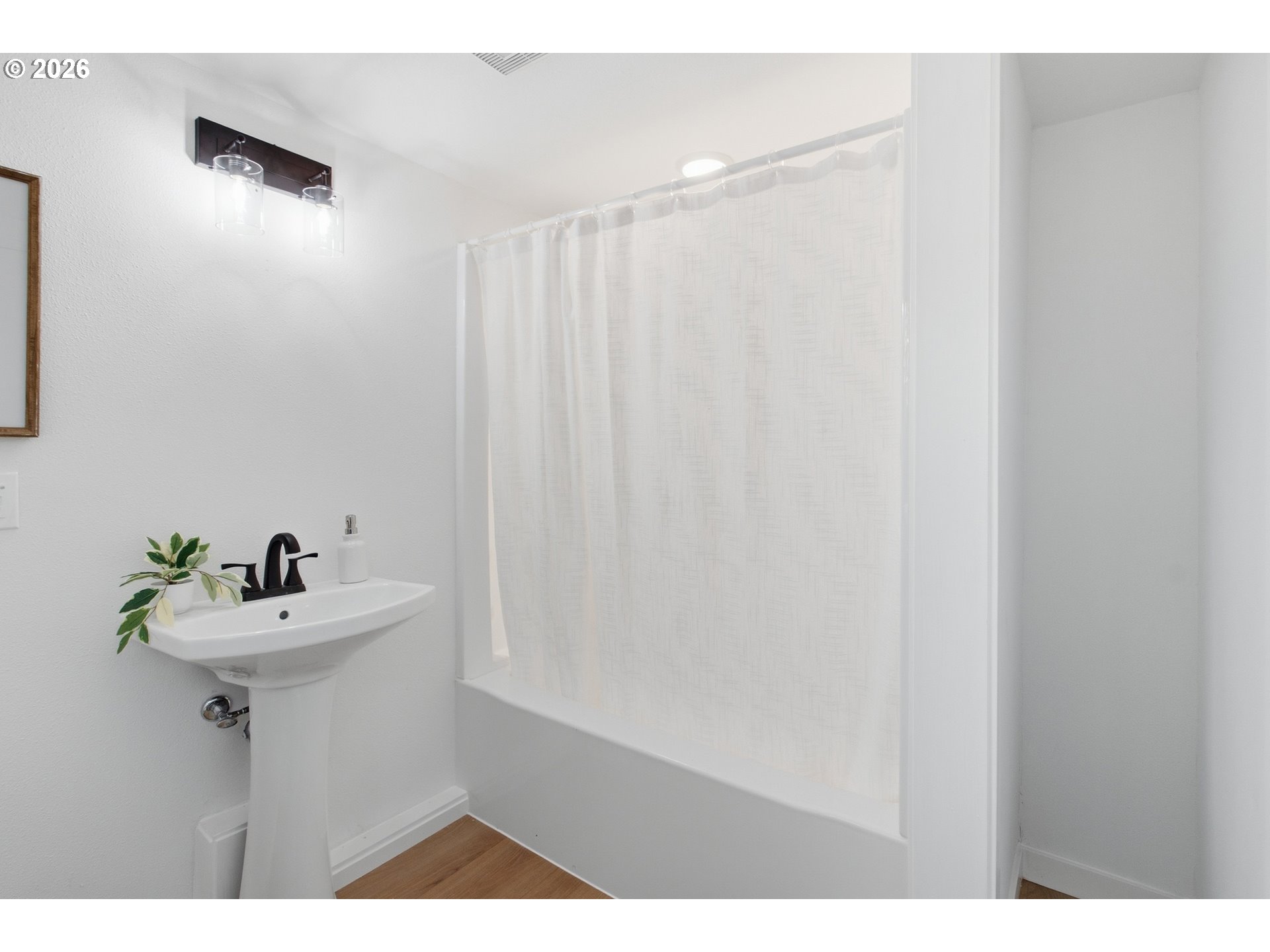 Property photo 21 of 35