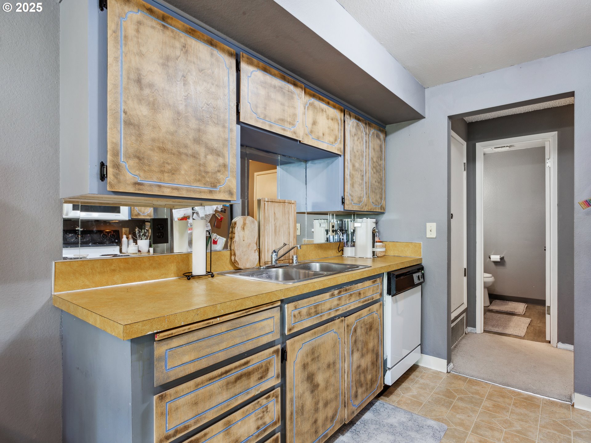 Photo #19: 418098856 Listing: Photo #19