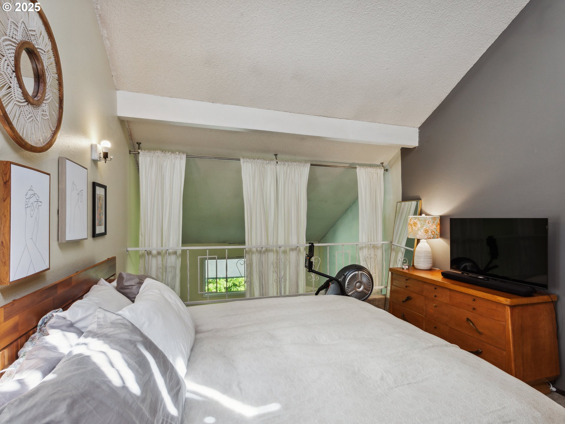 Photo #25: 418098856 Listing: Photo #25