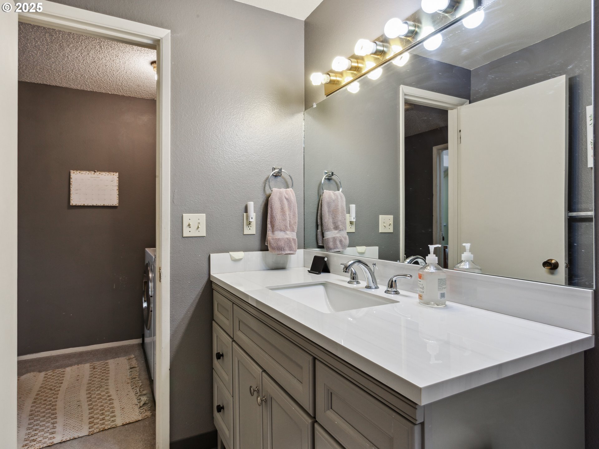 Photo #34: 418098856 Listing: Photo #34