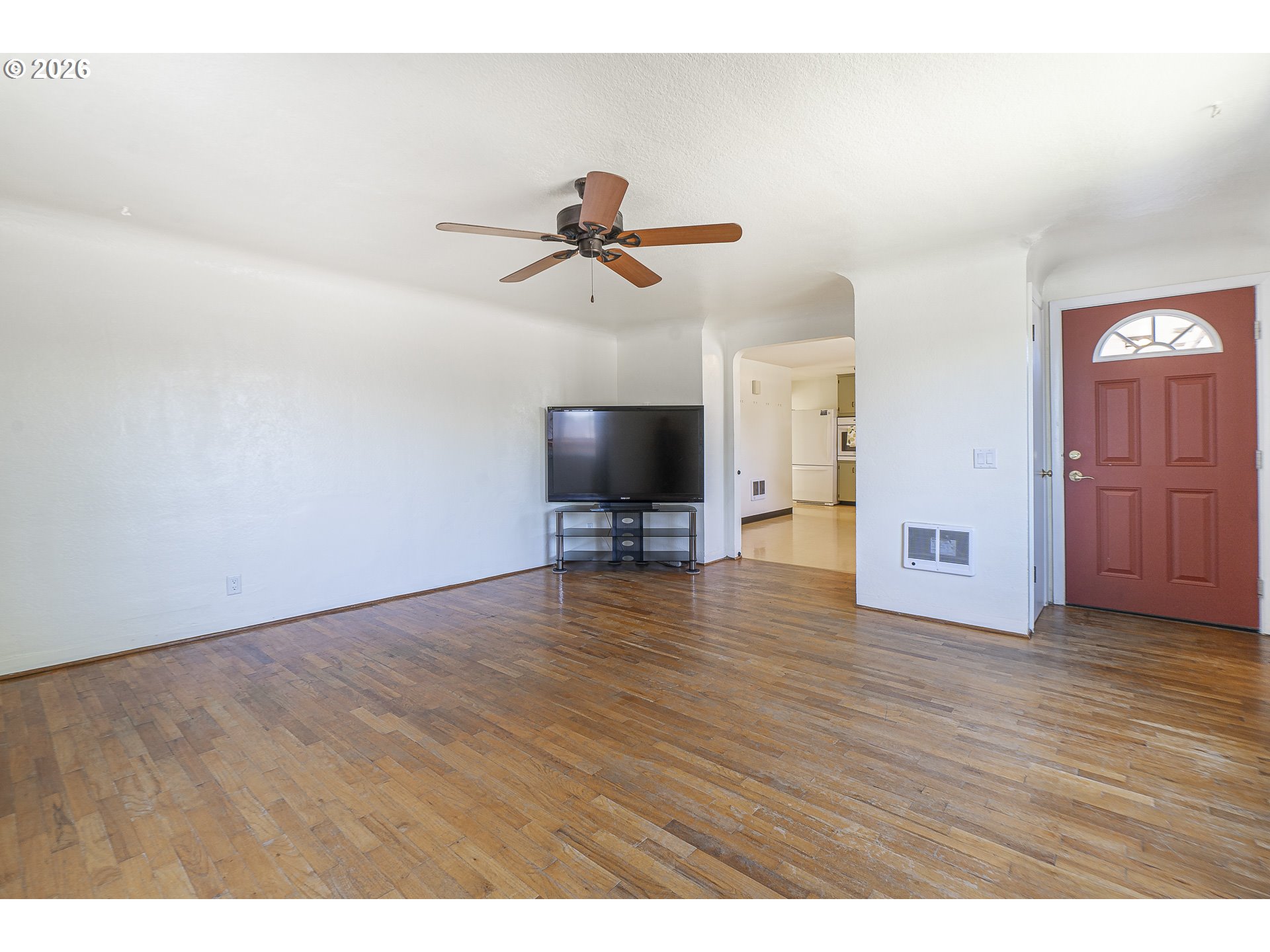 Property photo 13 of 33