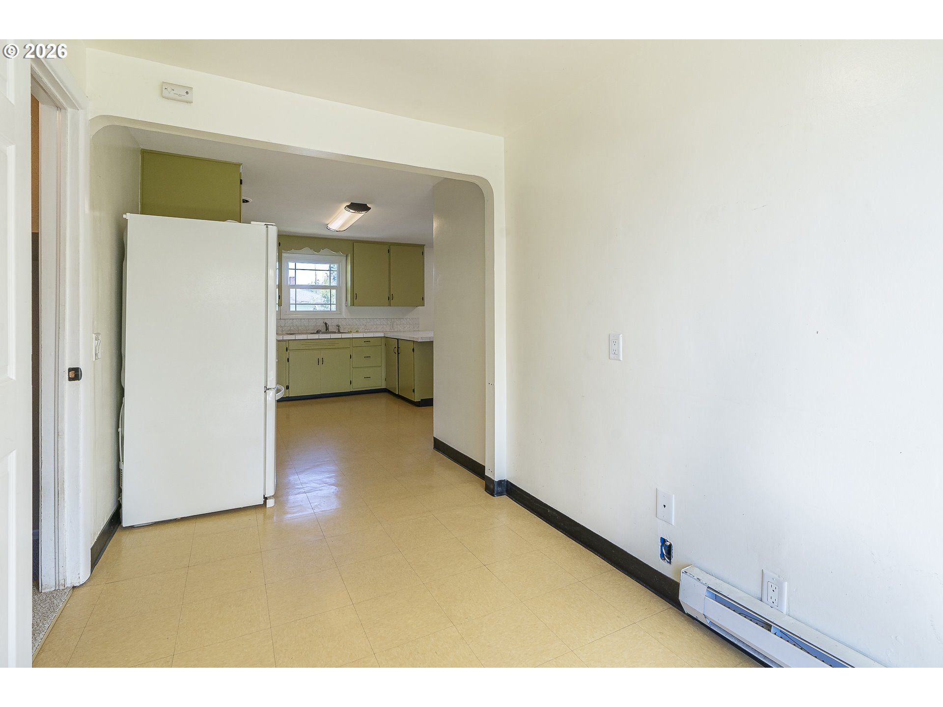 Property photo 16 of 33