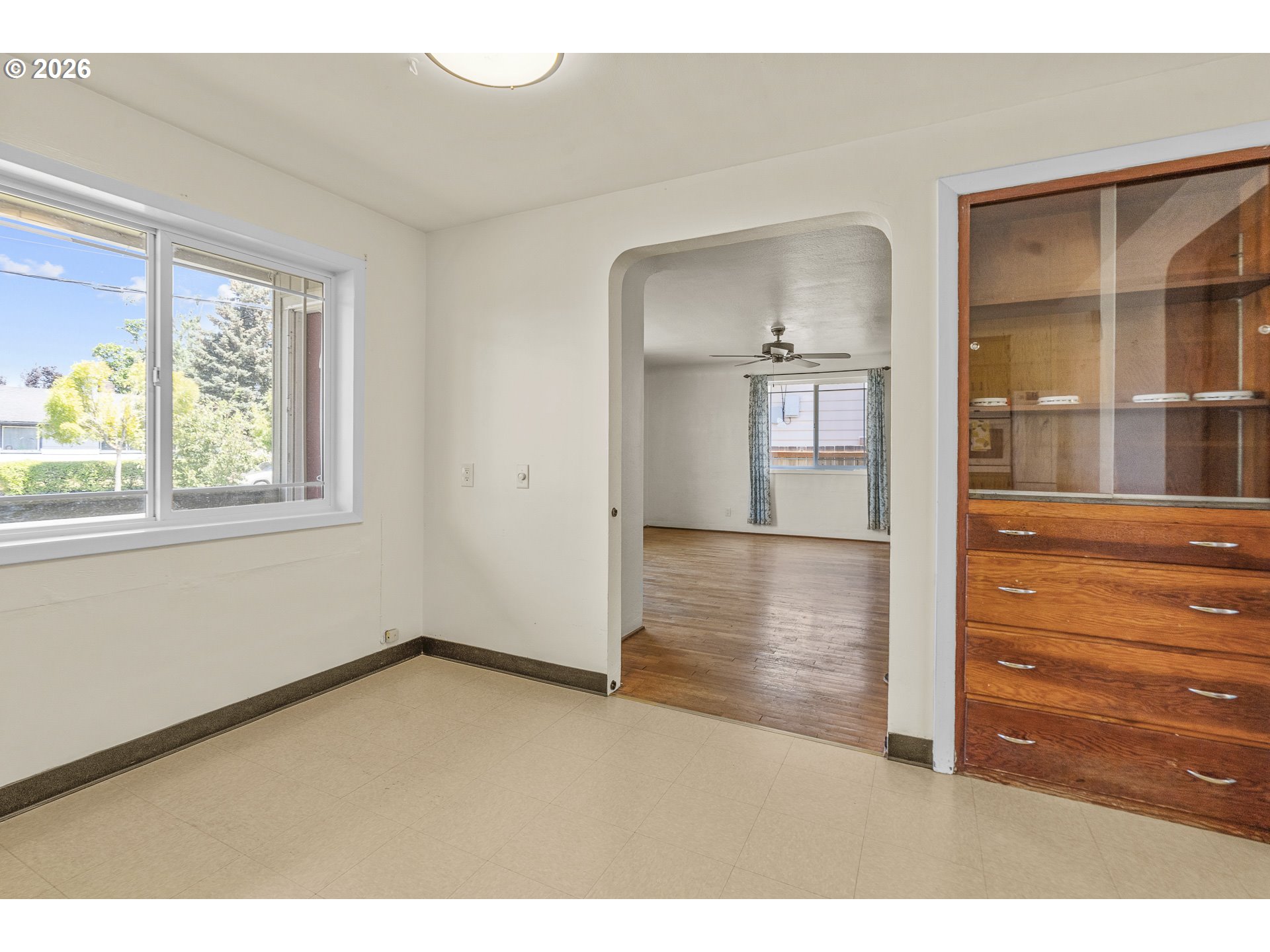 Property photo 18 of 33