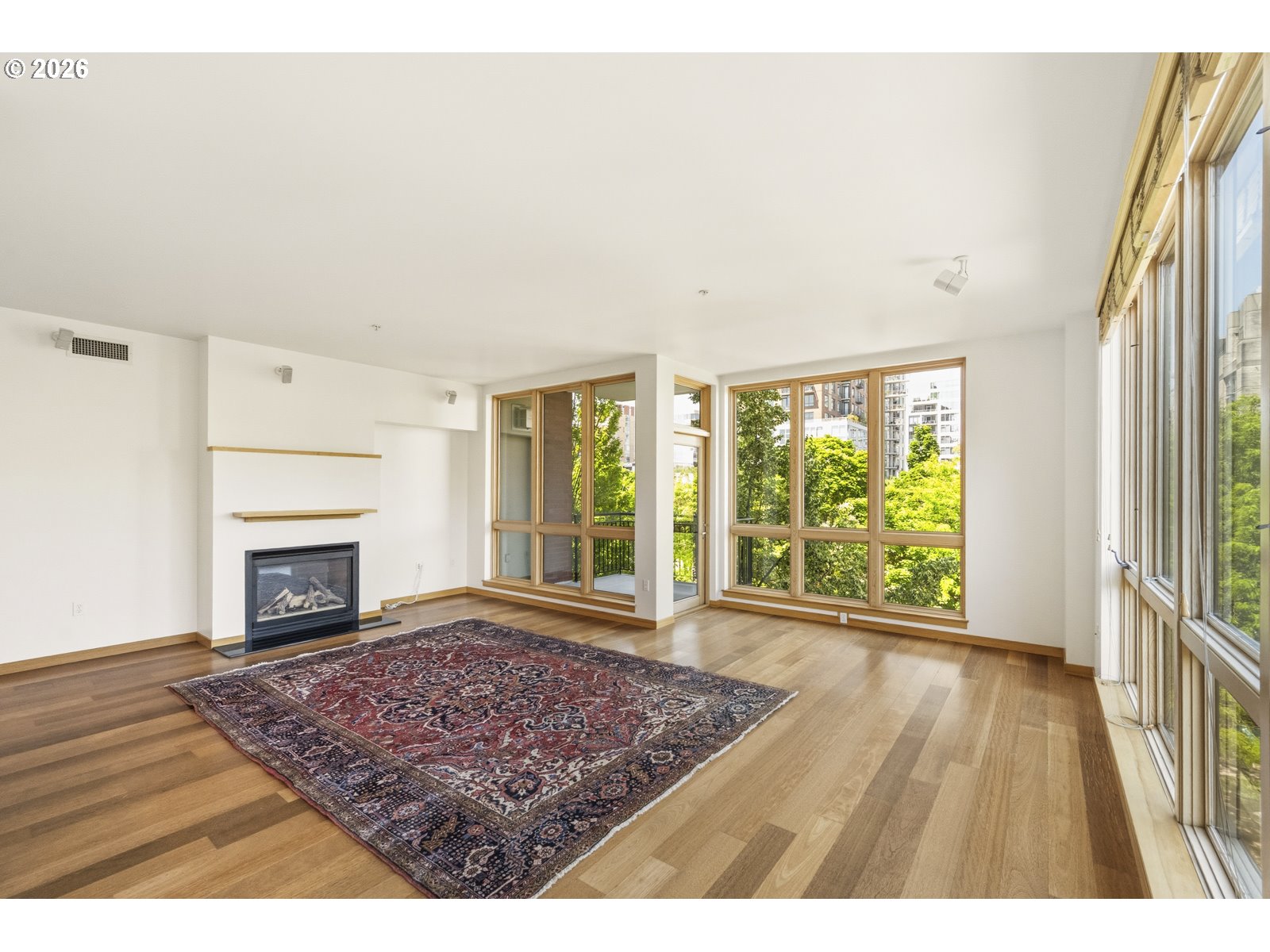 Photo #13: 419598863 Listing: Photo #13