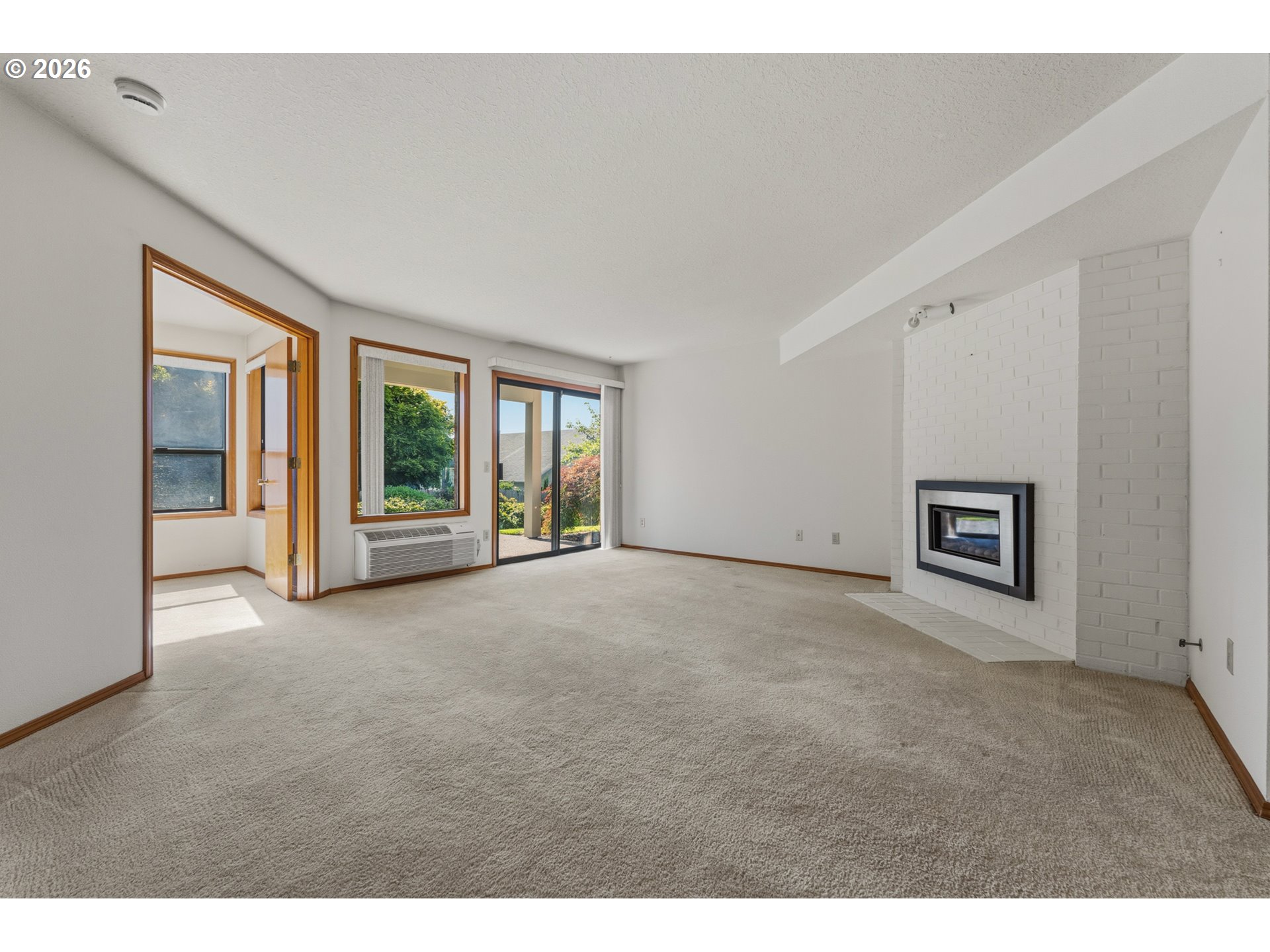 Photo #11: 420286770 Listing: Photo #11