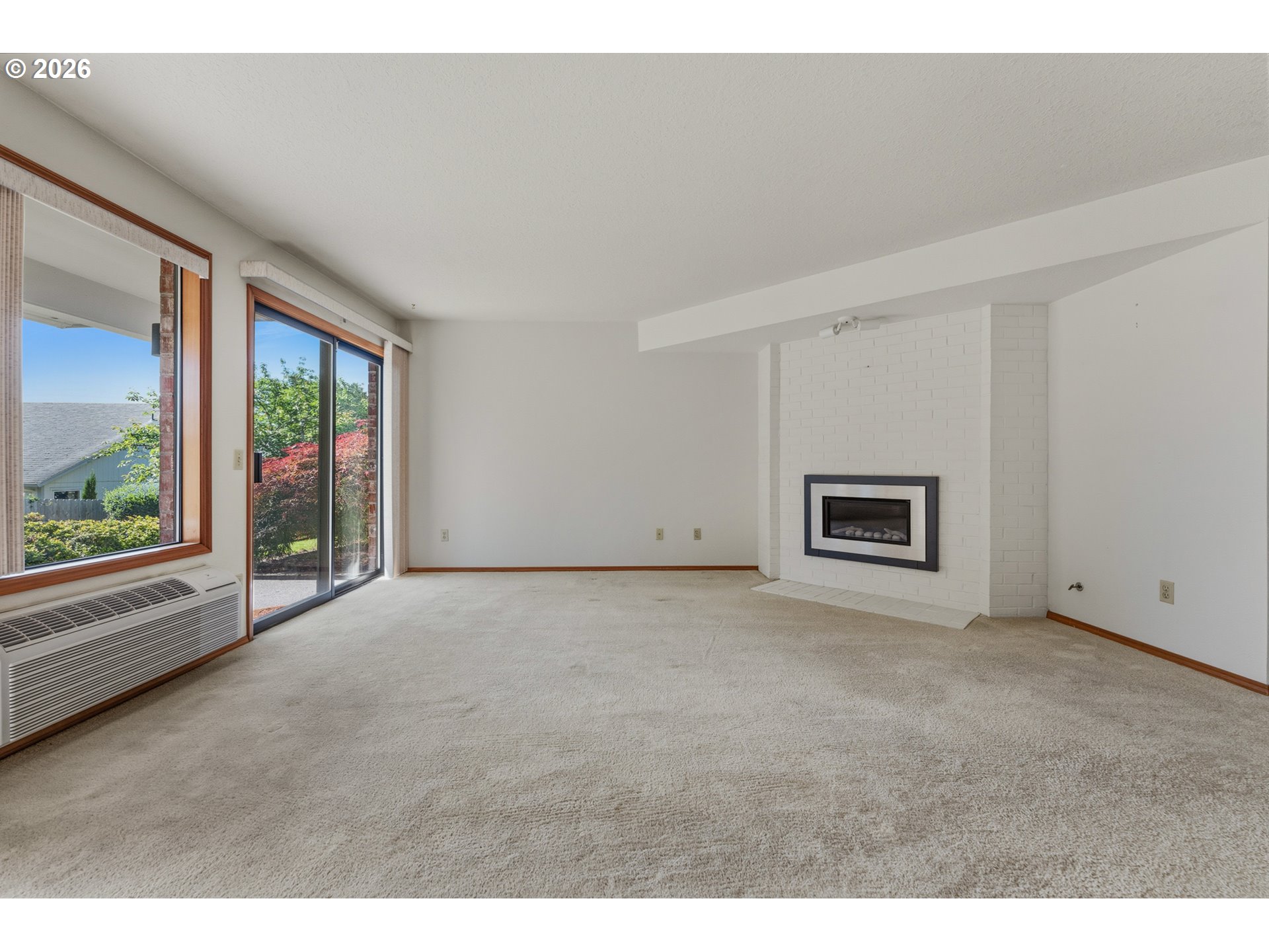 Photo #12: 420286770 Listing: Photo #12